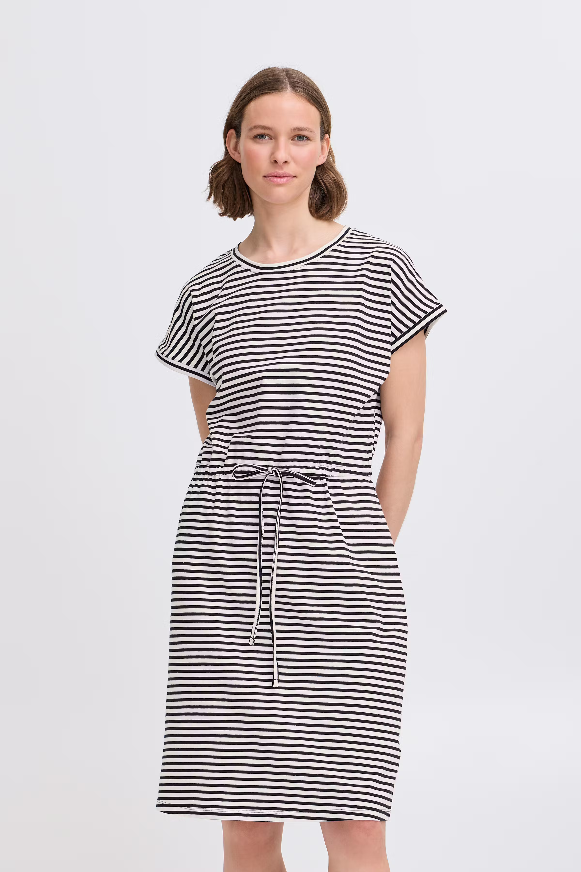 BYPANDINNA Kjole LOOKBOOK FRONT 20816852-204753