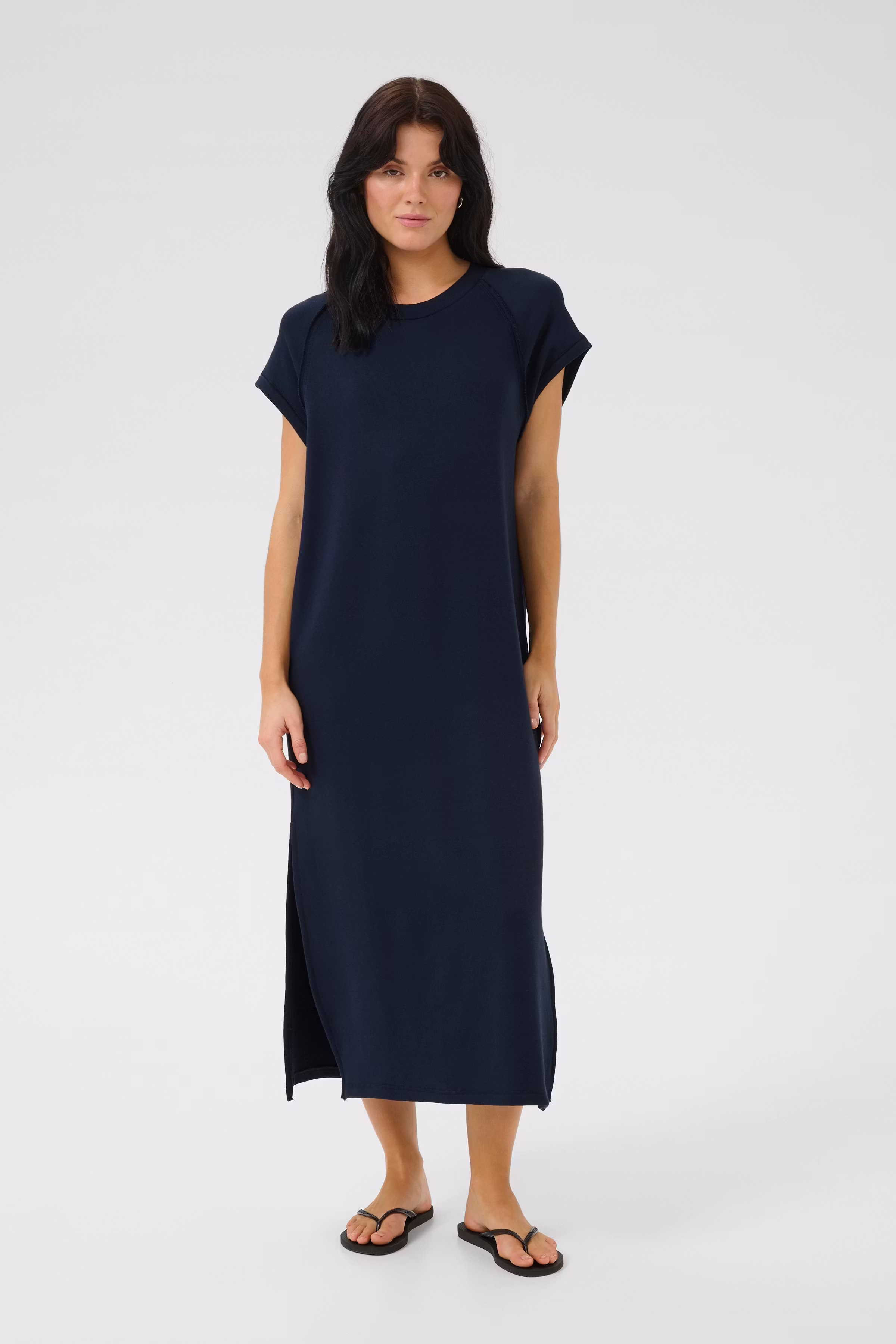 SaraMW Dress LOOKBOOK FRONT 10705159-103565