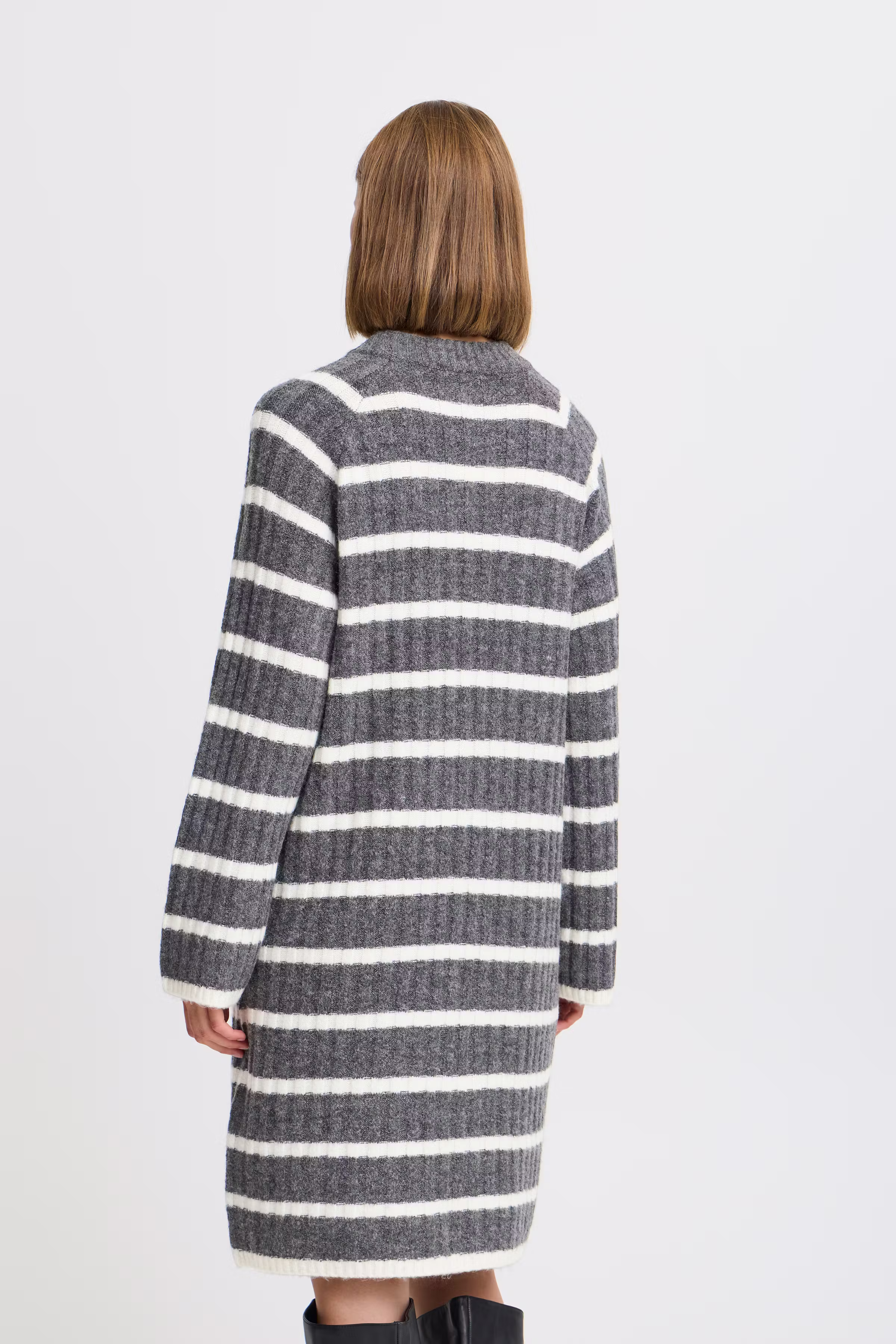 BYMARIANNE Kjole LOOKBOOK BACK 20815677-200538