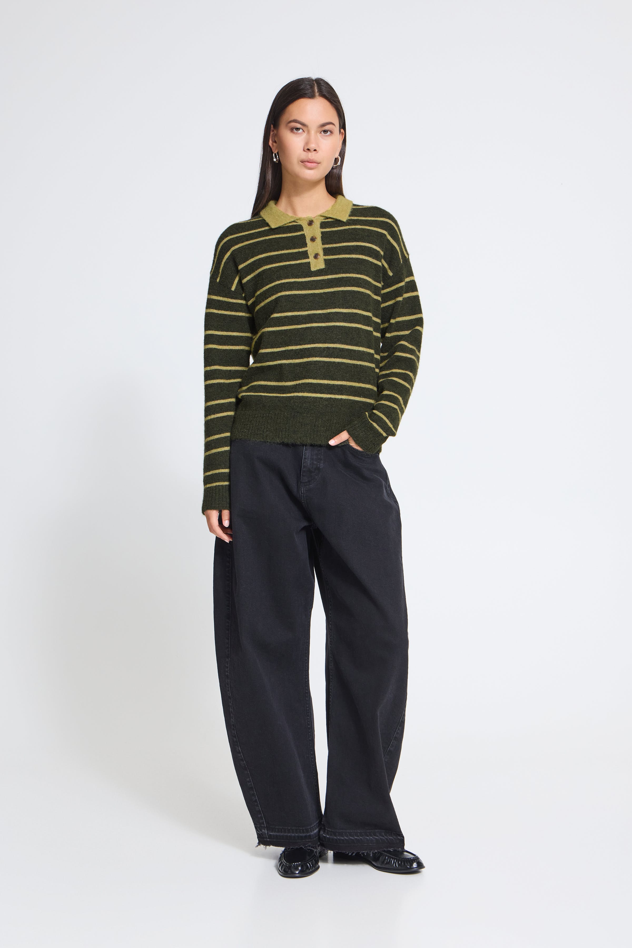 IHSAGE Pullover LOOKBOOK FRONT 20126700-900016960