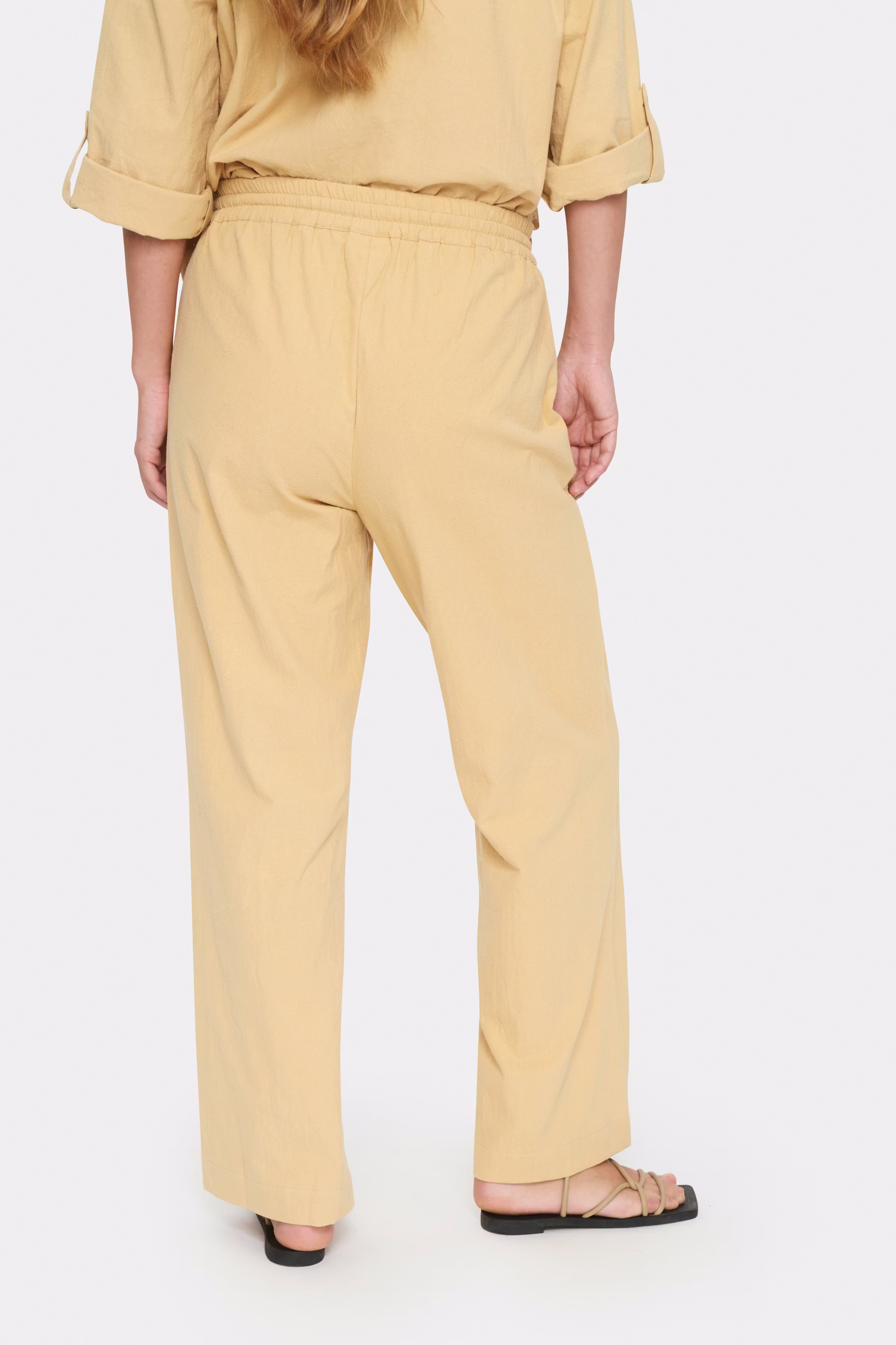Zalinda Trousers LOOKBOOK BACK 30513816-160924
