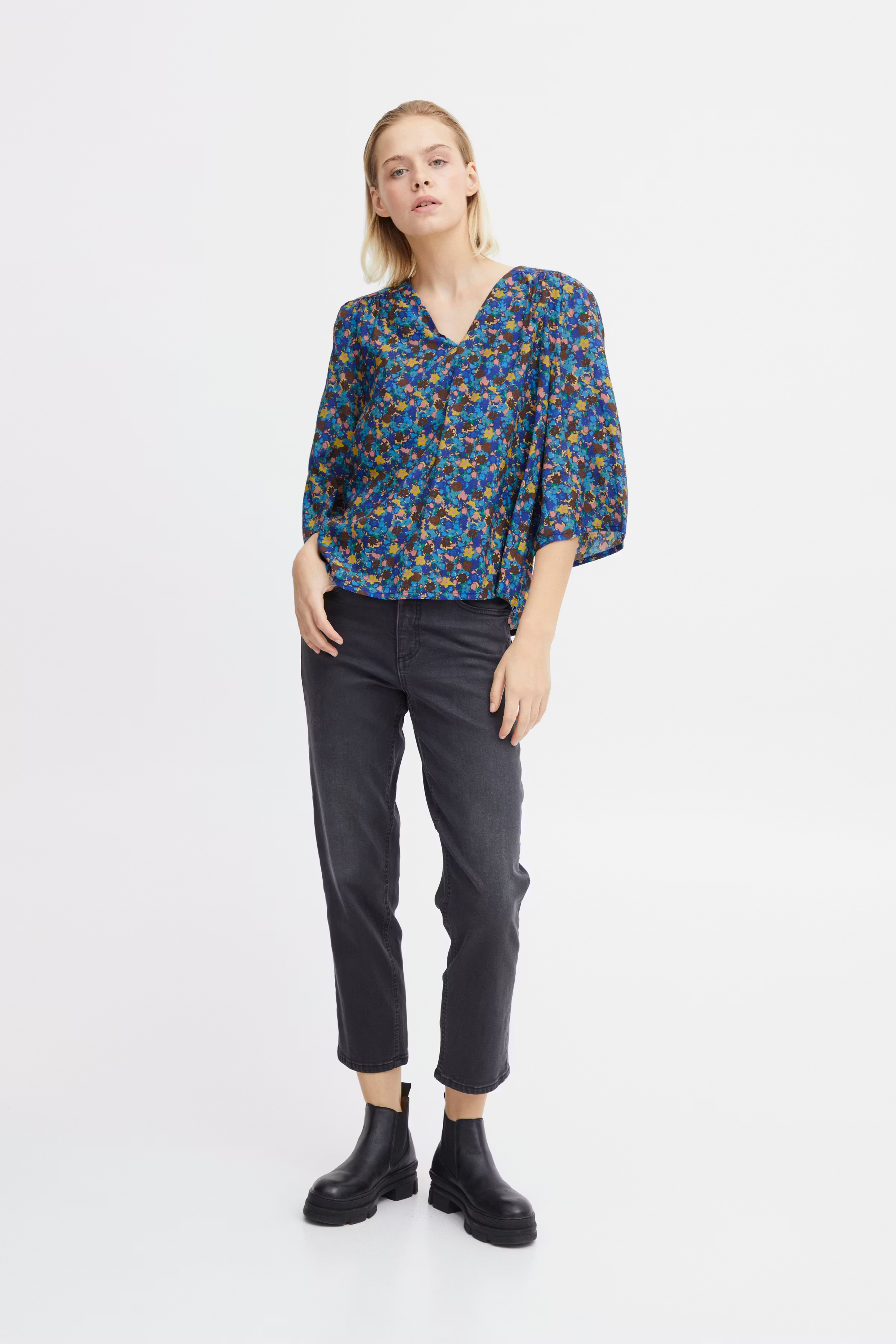 IHTILLA Bluse LOOKBOOK FRONT 20117921-174336