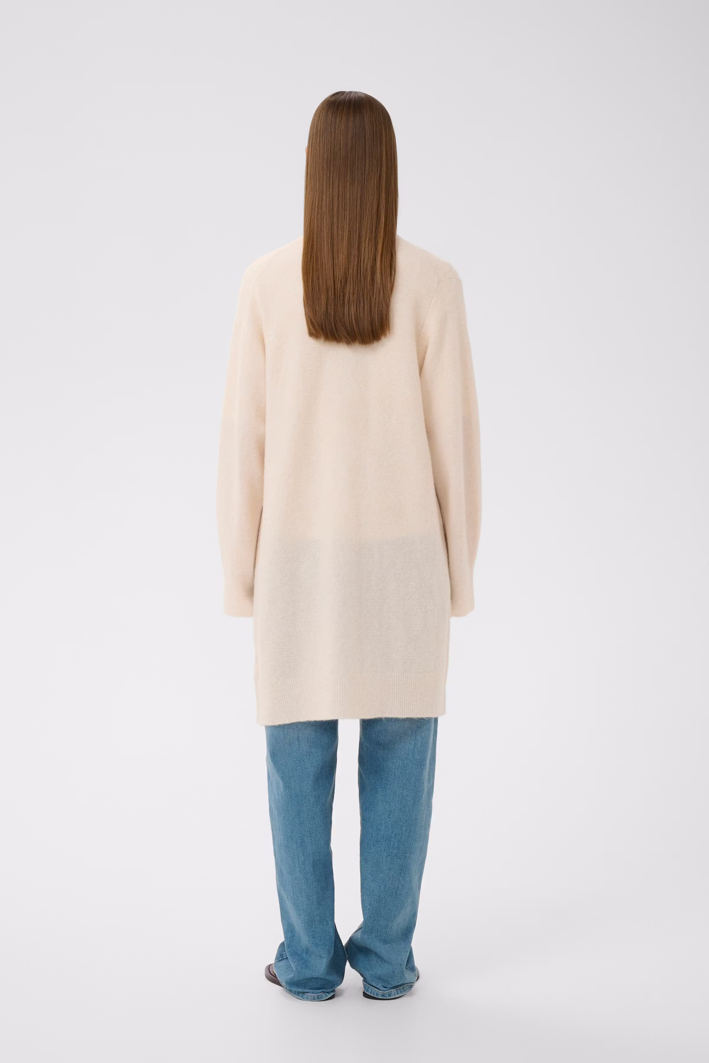 GuniIW Cardigan LOOKBOOK BACK 30111023-1107011