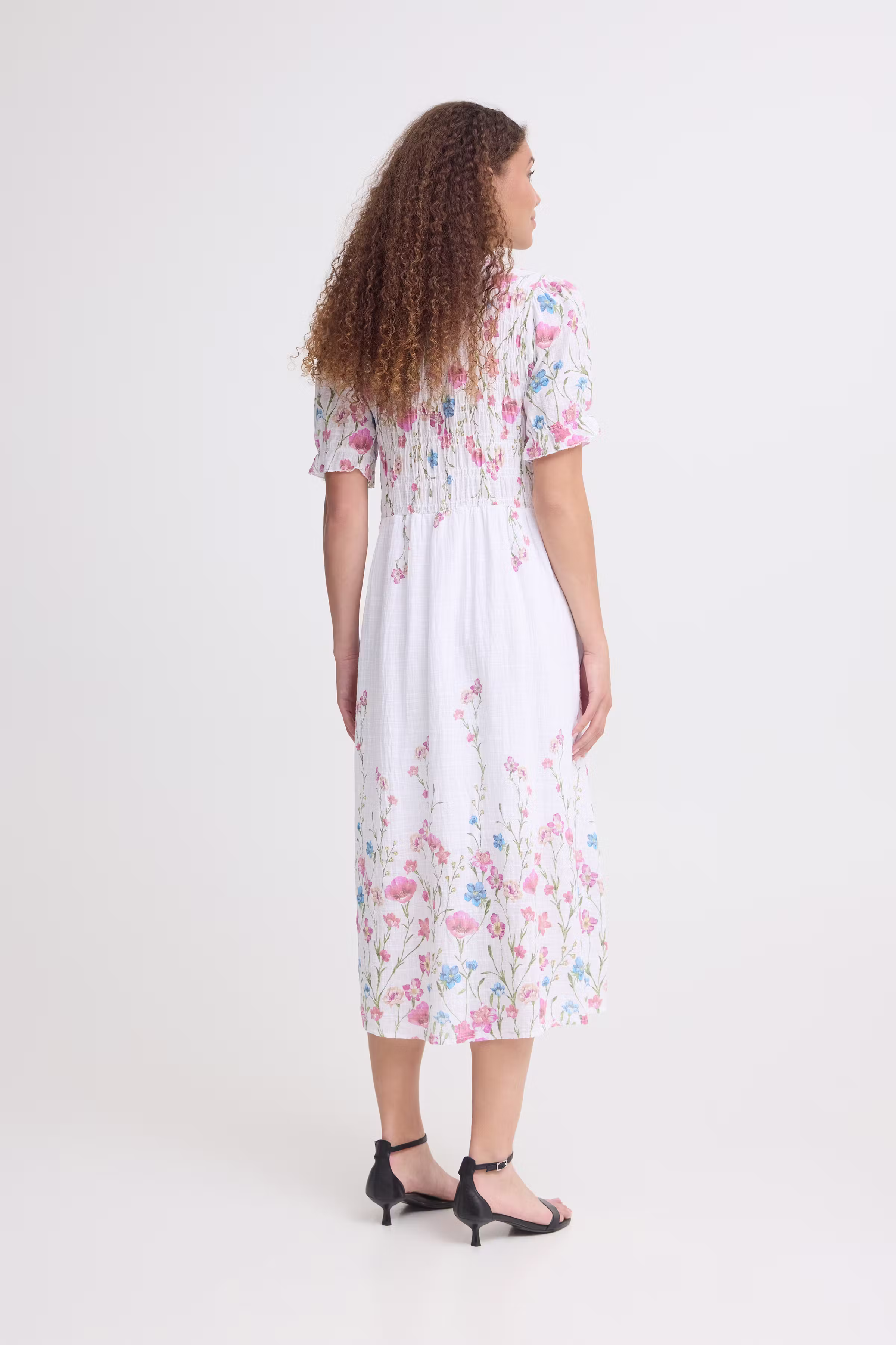 SBXALEXA Kjole LOOKBOOK BACK 22101197-110602
