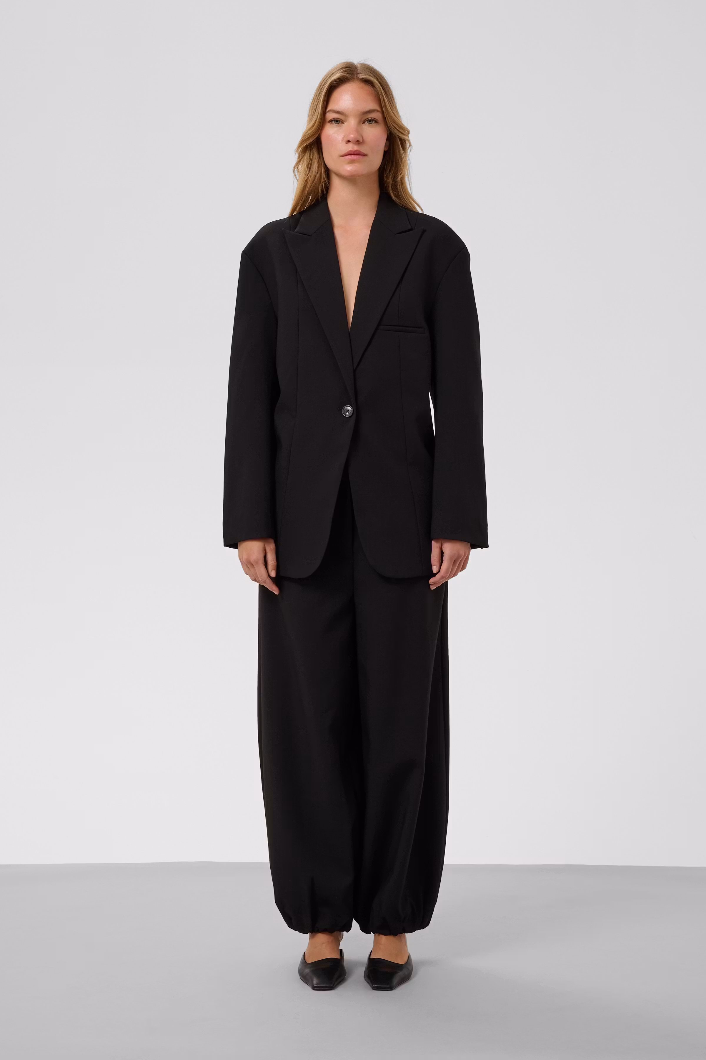 SLCorinne Blazer LOOKBOOK FRONT 30409510-194008