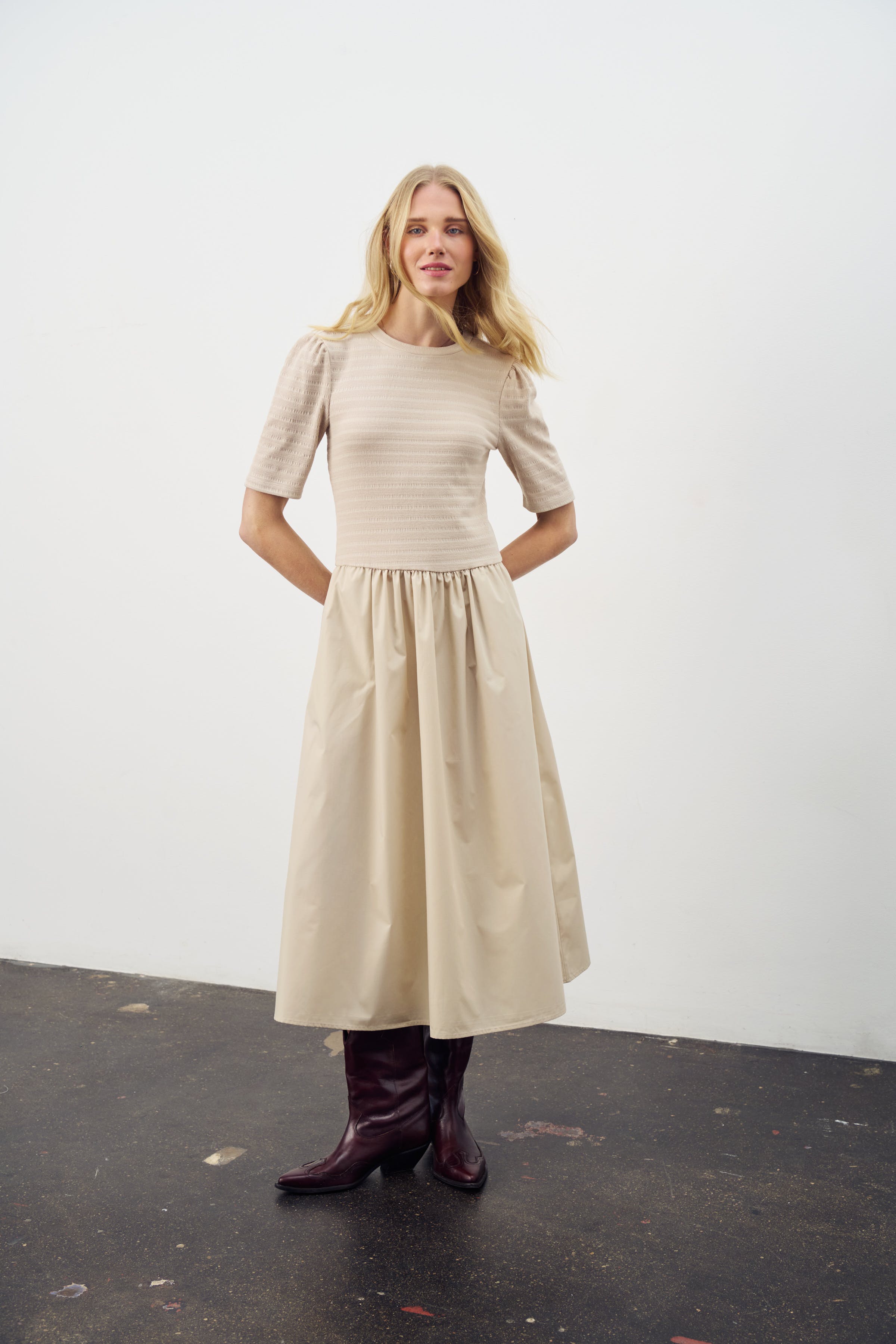 LucianaSZ Dress LOCATION NONE 30514237-130607