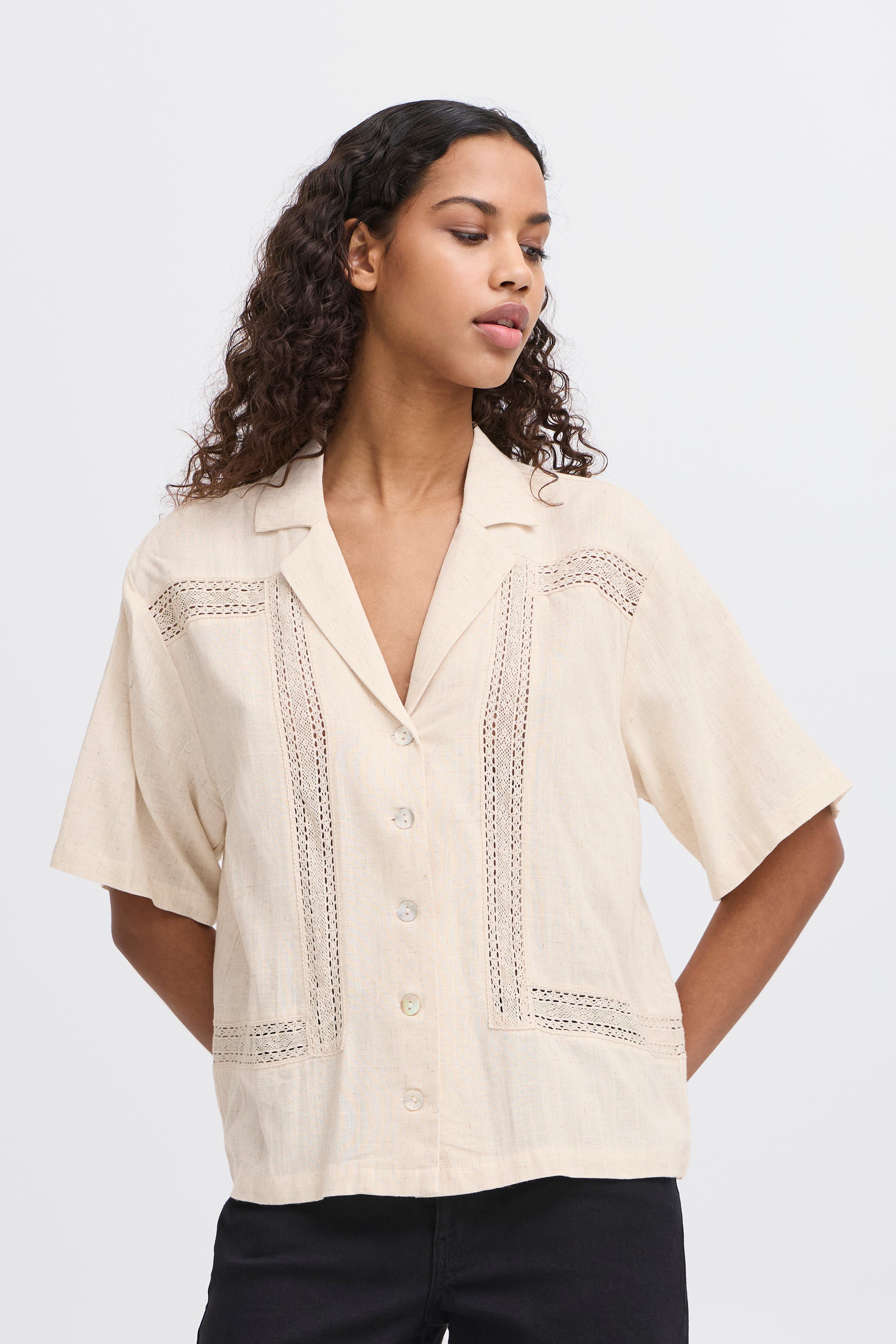 IHMIRU Long sleeved shirt LOOKBOOK FRONT 20122707-204356