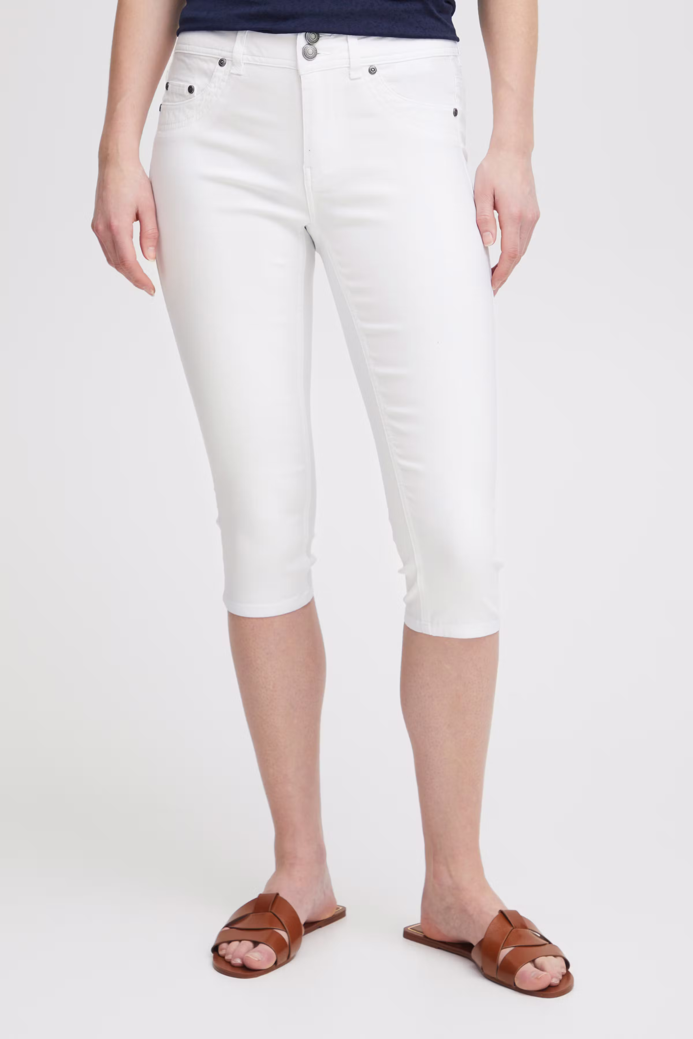 ZALINFR BUKSER LOOKBOOK FRONT 20600669-60002