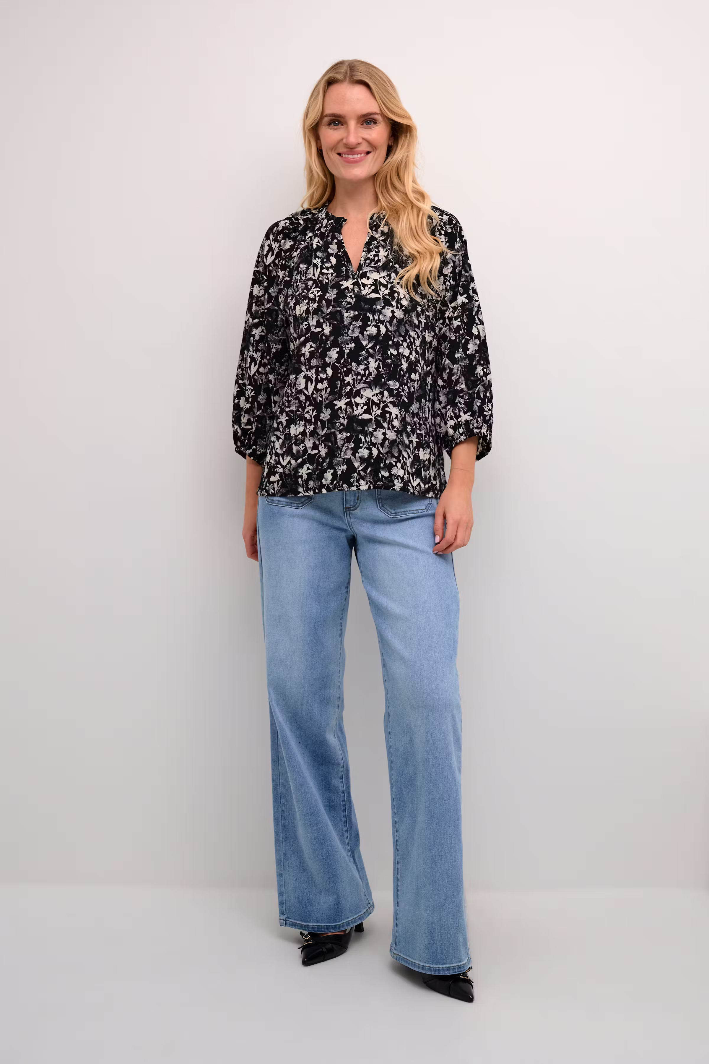 BPrebekka Bluse LOOKBOOK FRONT 10590752-106732B