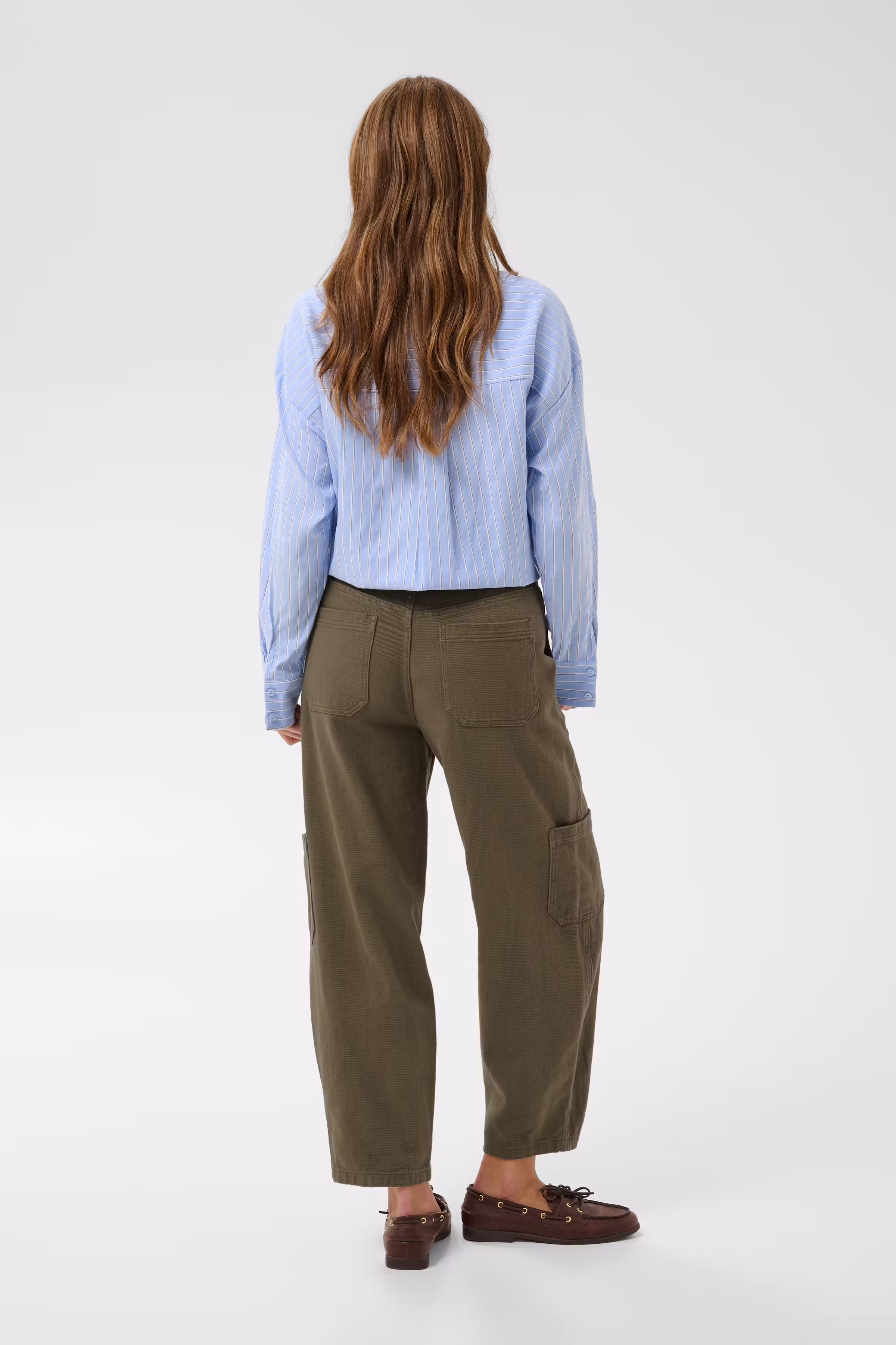 KAlilana Cargobukser LOOKBOOK BACK 10513244-170517