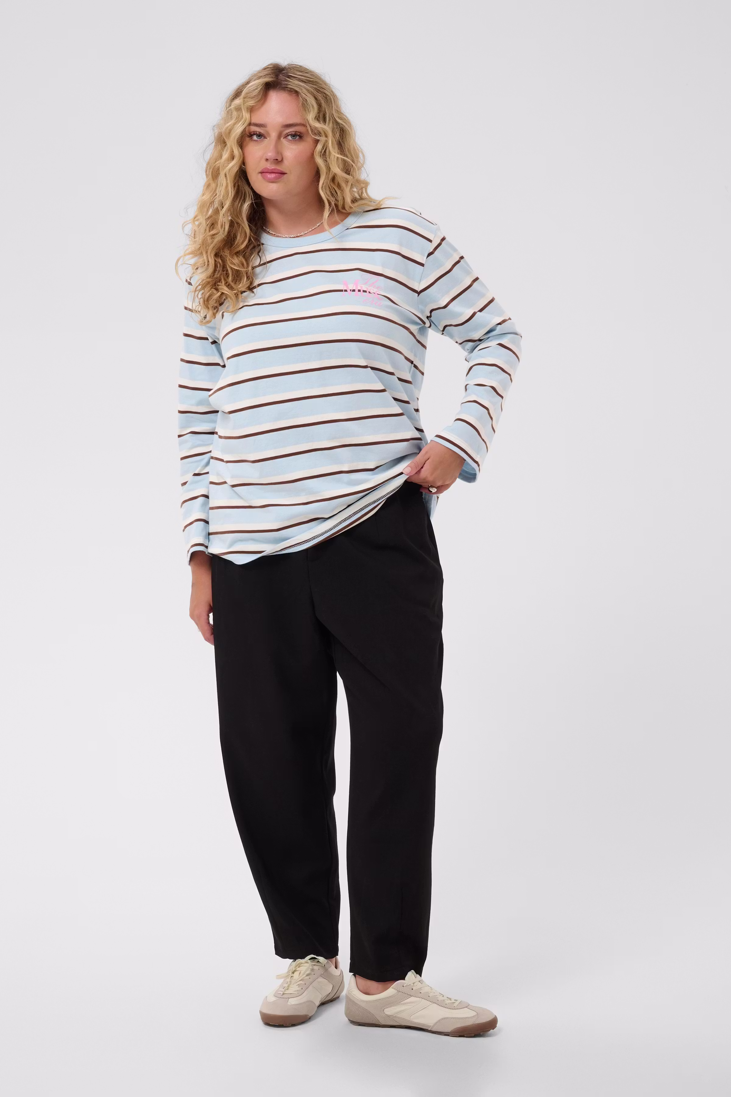 KCelona T-shirt LOOKBOOK FRONT 10584928-1000756
