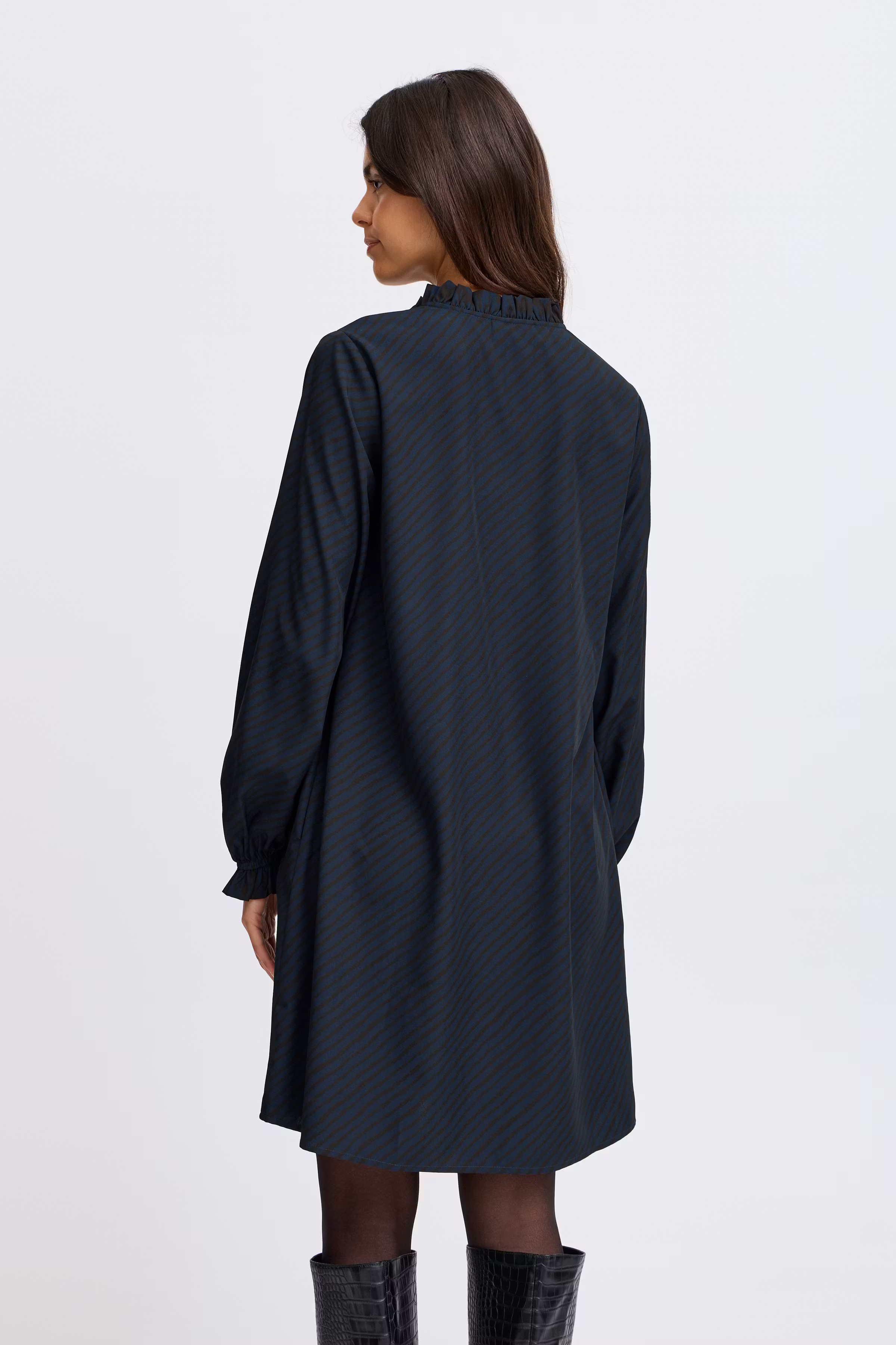 FRJULINA Jurk LOOKBOOK BACK 20615130-204042