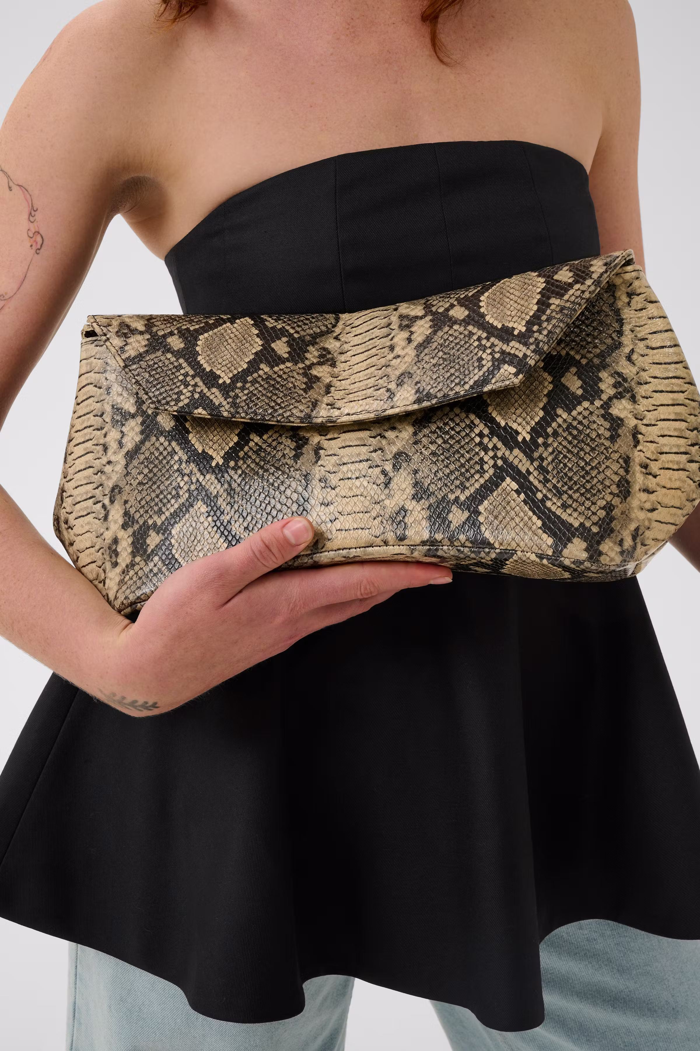 GZweda Pose LOOKBOOK DETAIL 10911265-109237