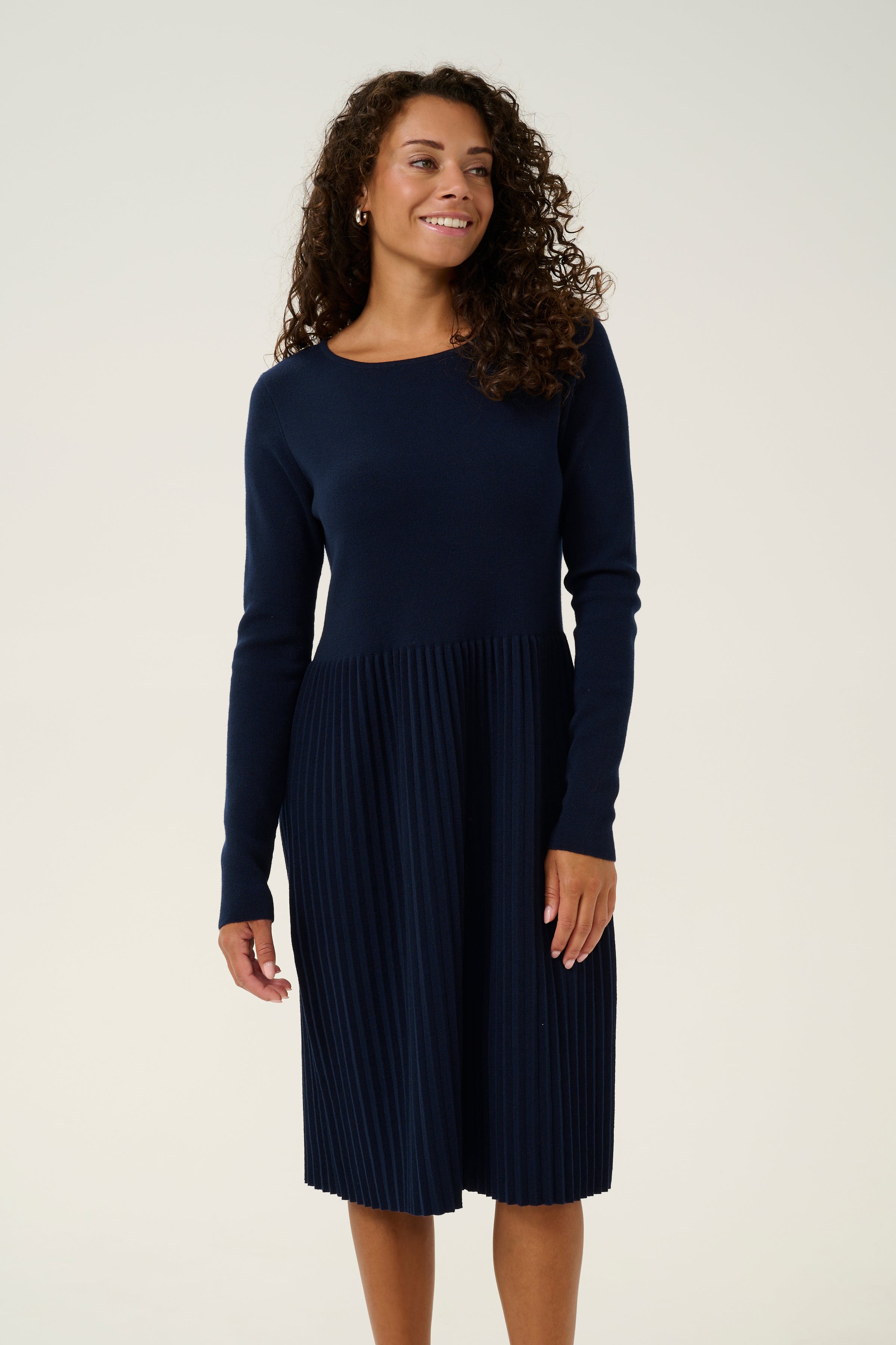 CUluci Knitted dress LOOKBOOK FRONT 50111749-194011