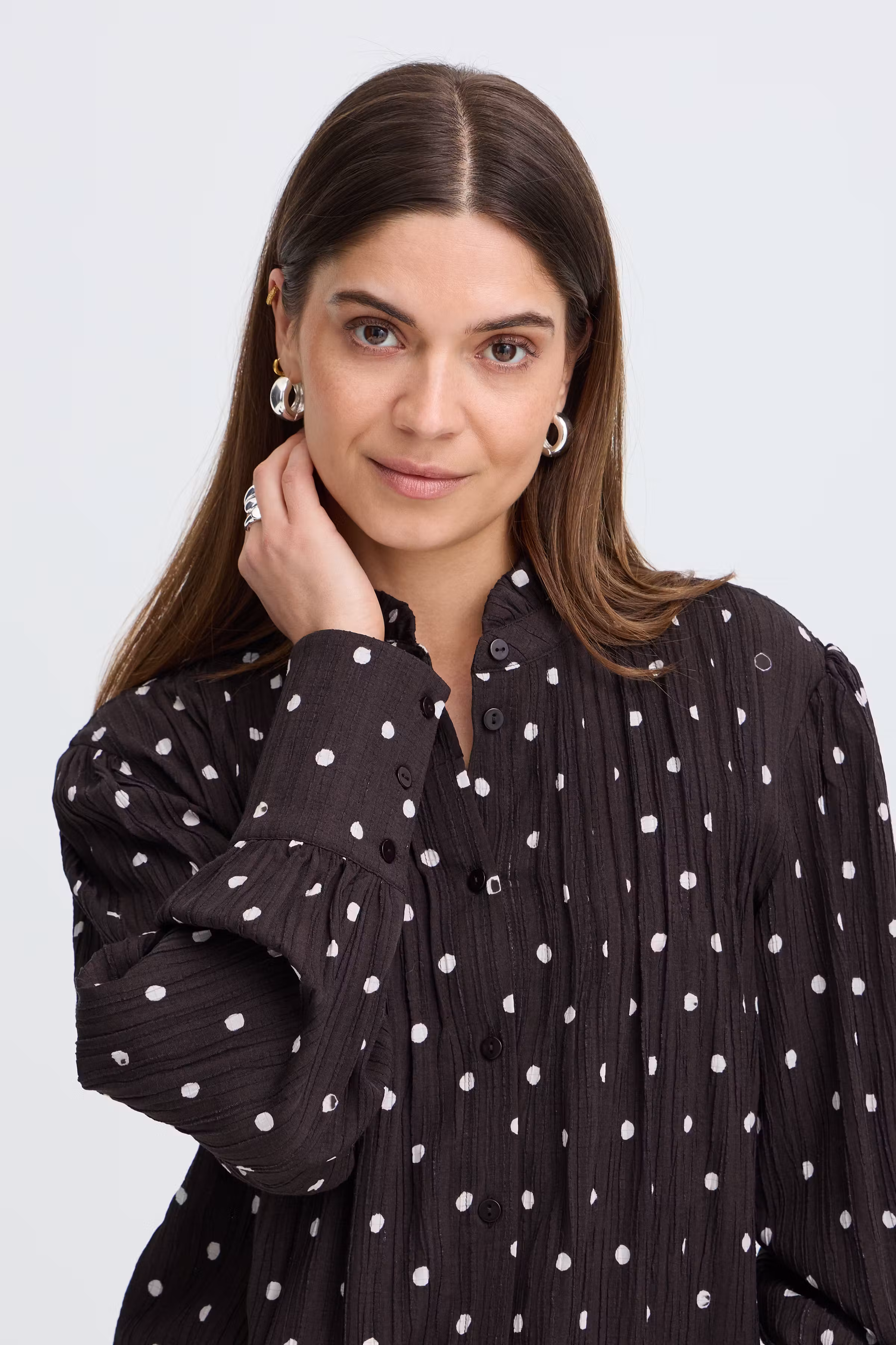 PZEVITA Skjorte LOOKBOOK DETAIL 50210704-191103