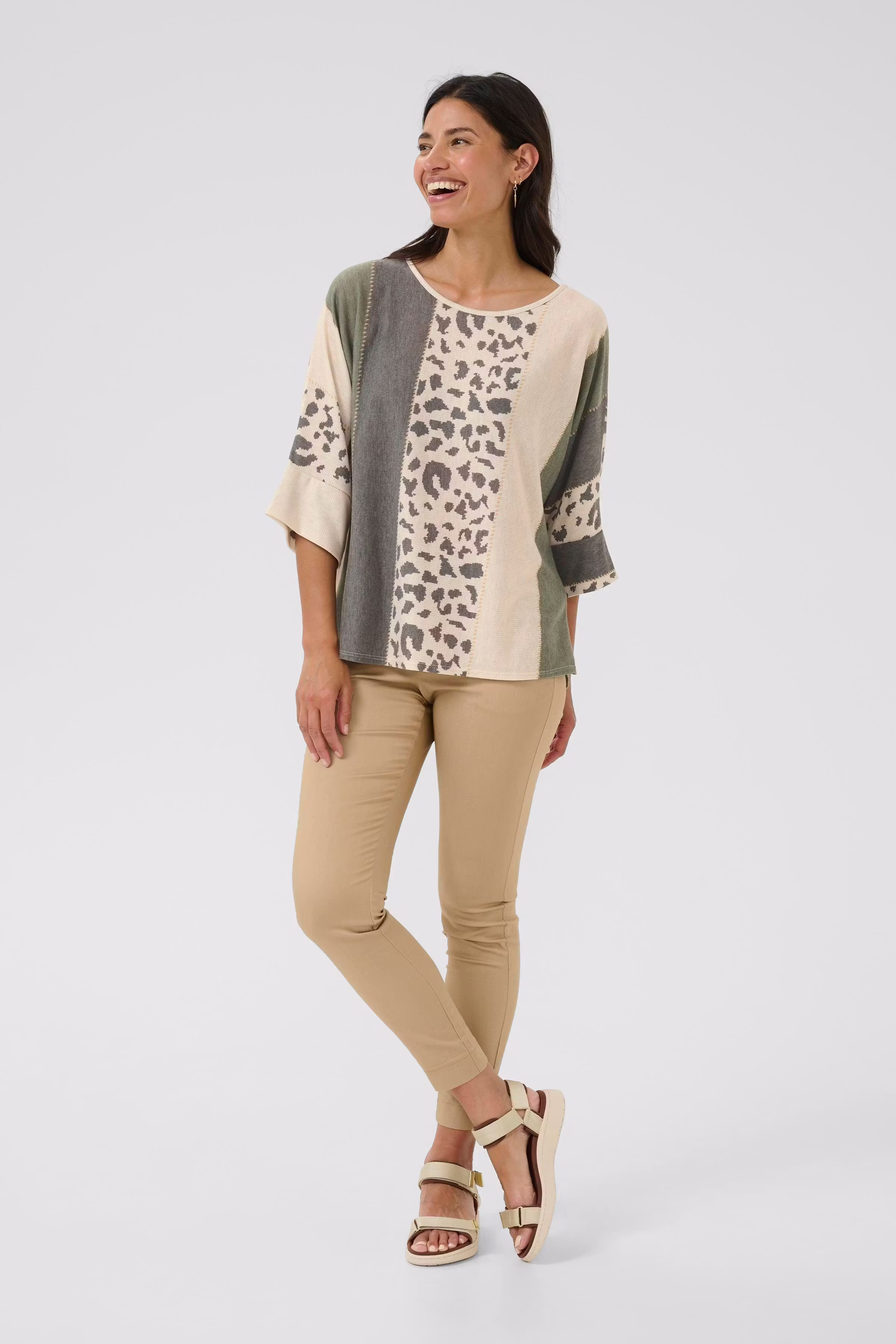 BPkarole Blus LOOKBOOK FRONT 40103569-400890