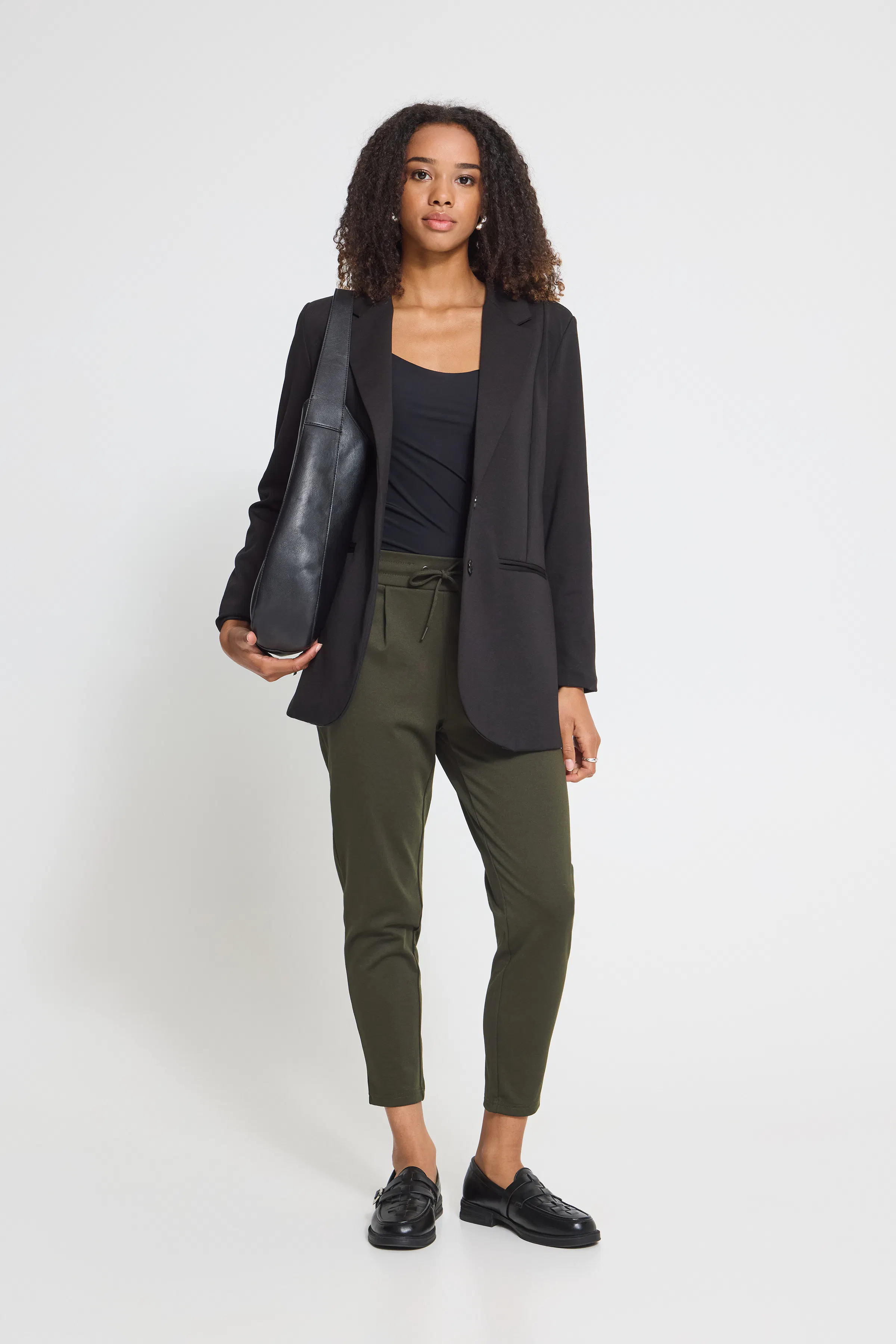 IHKATE Trousers LOOKBOOK FRONT 20104757-190509