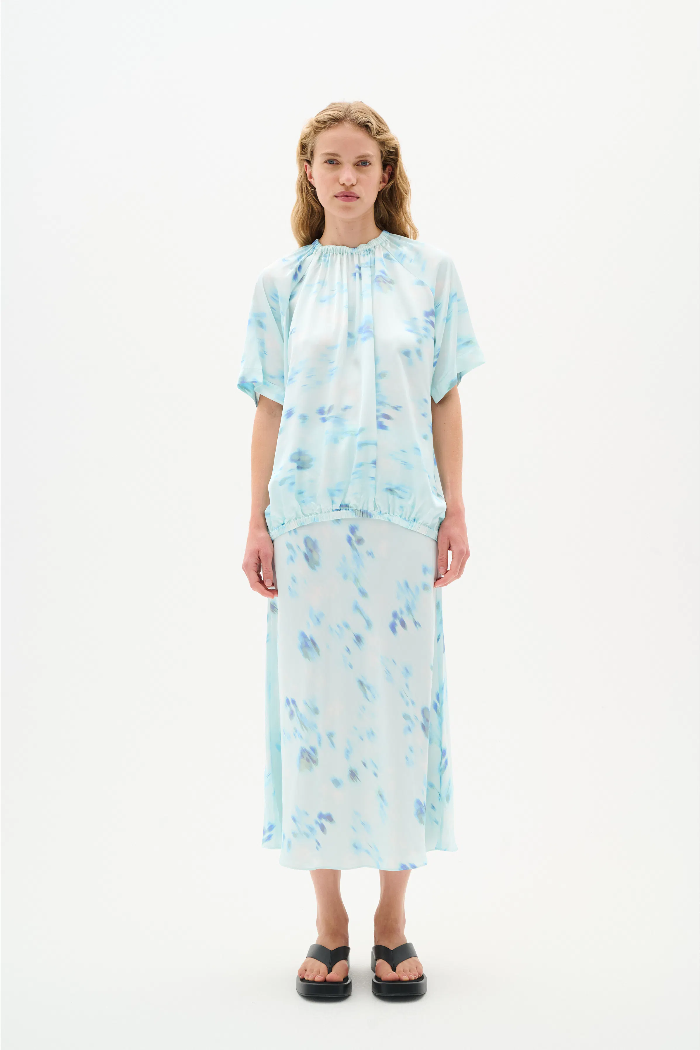 CassIW Top LOOKBOOK FRONT 30110226-303529