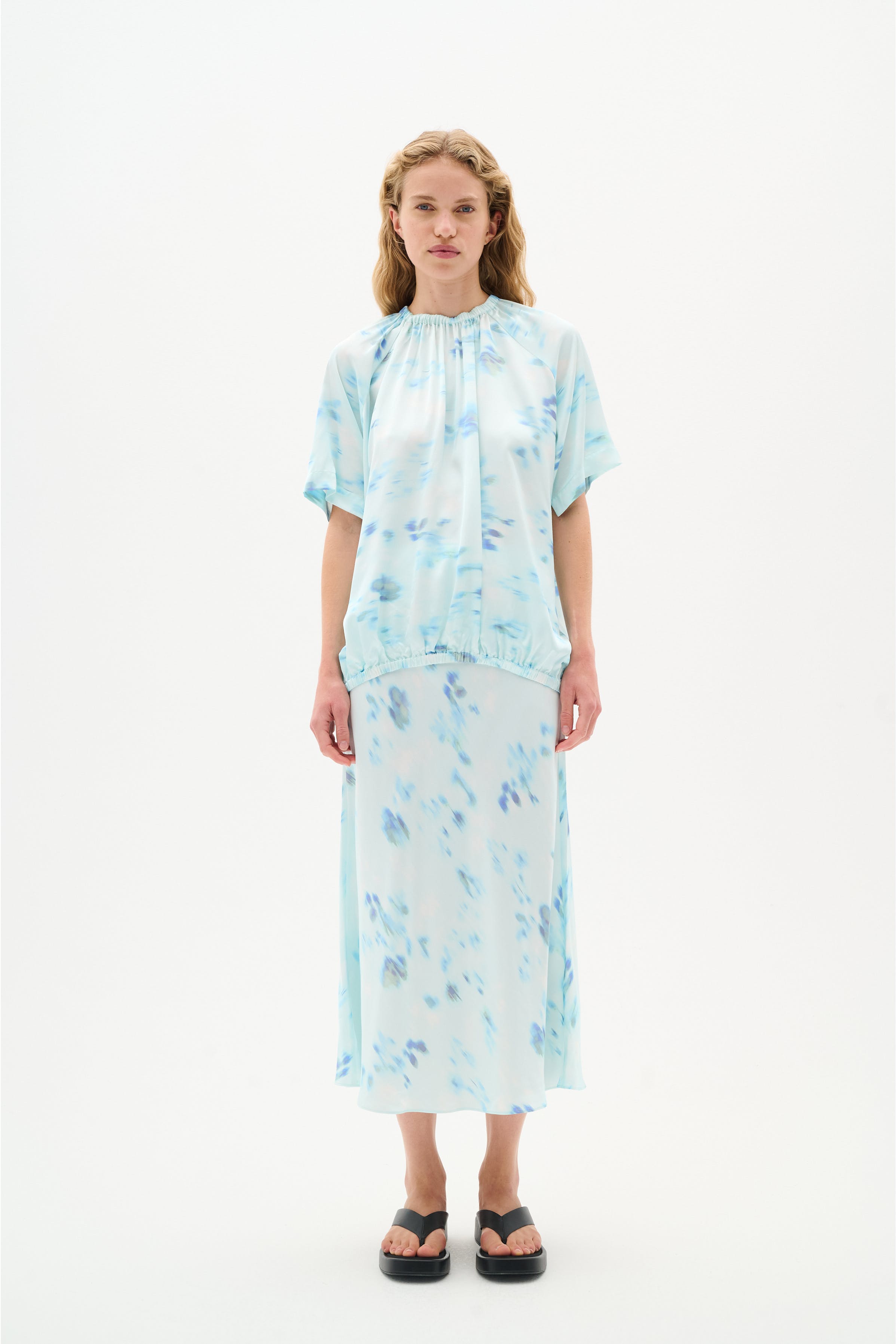 CassIW Top LOOKBOOK FRONT 30110226-303529