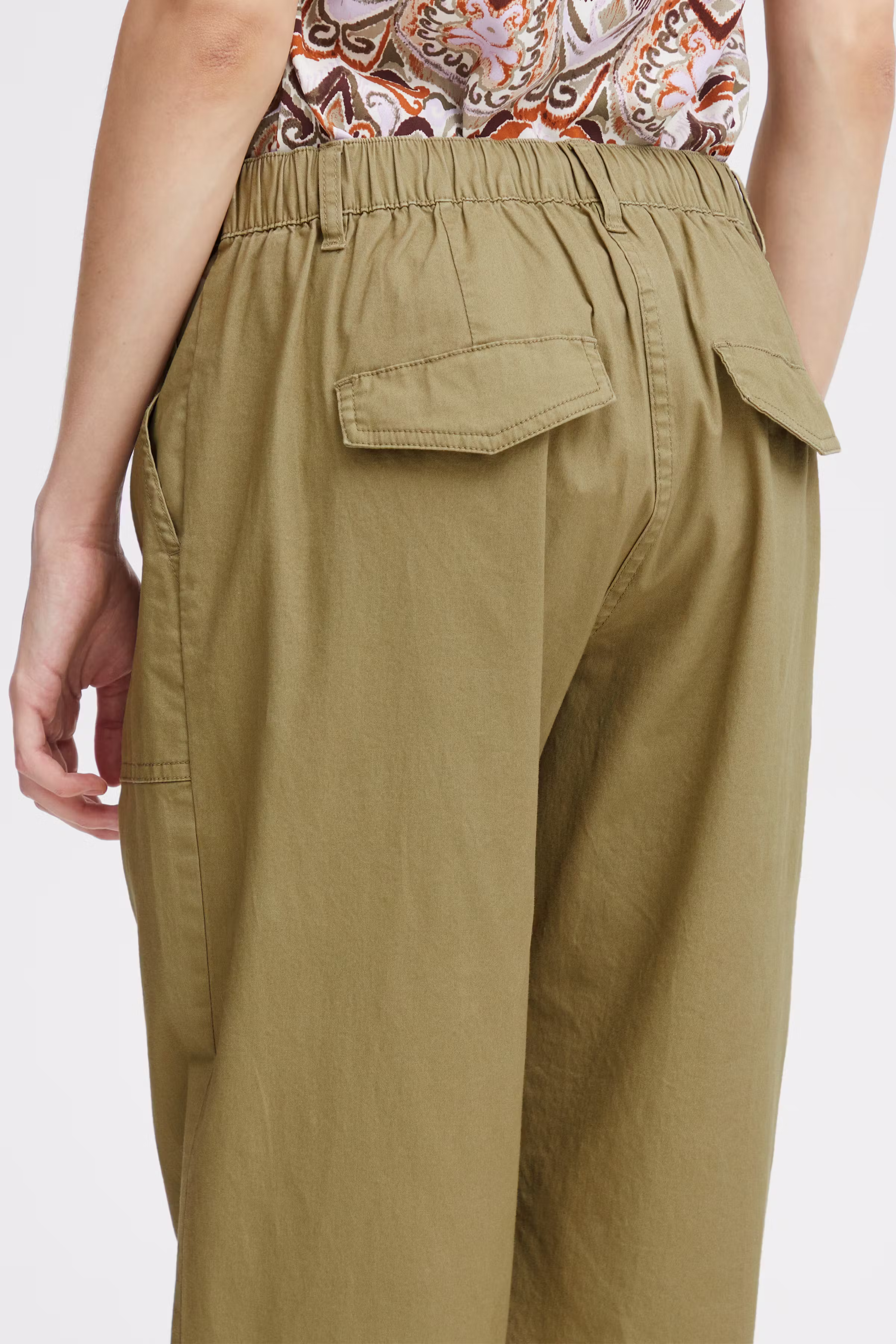 BYDALONE Bukser LOOKBOOK DETAIL 20814721-170620