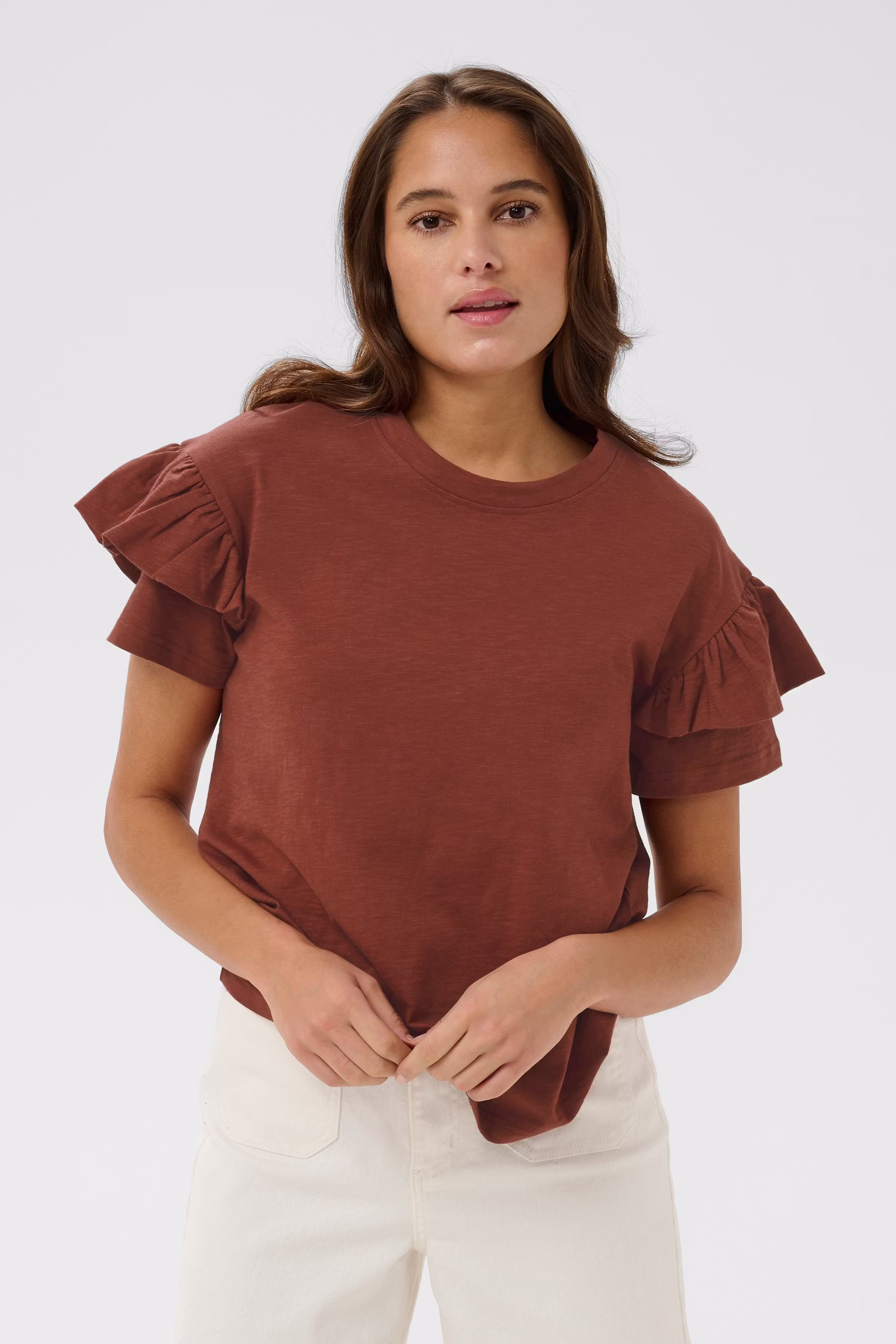 KAerin T-shirt LOOKBOOK FRONT 10511602-191334