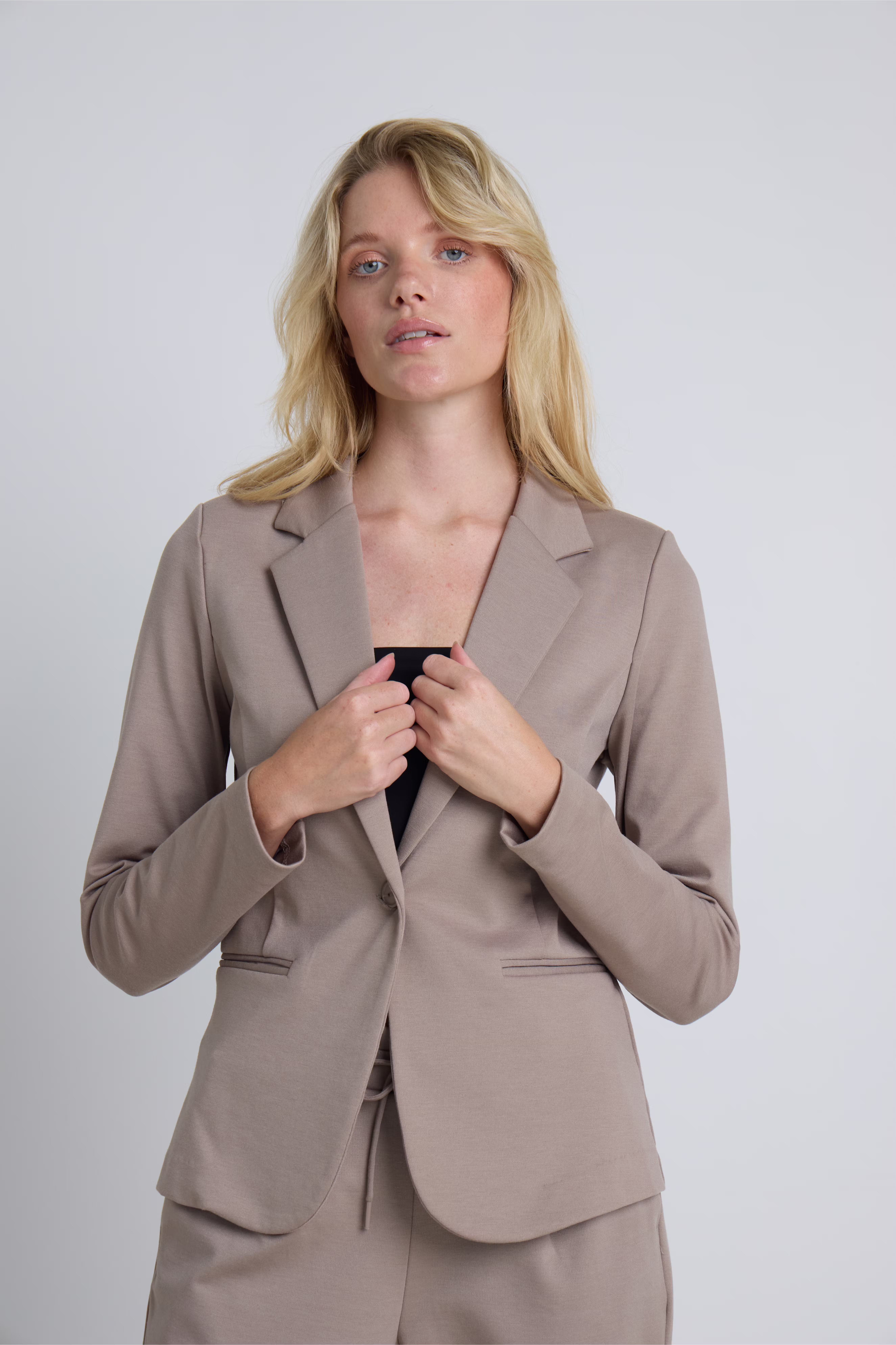 IHDIMA Shirt LOCATION NONE 102533-144115