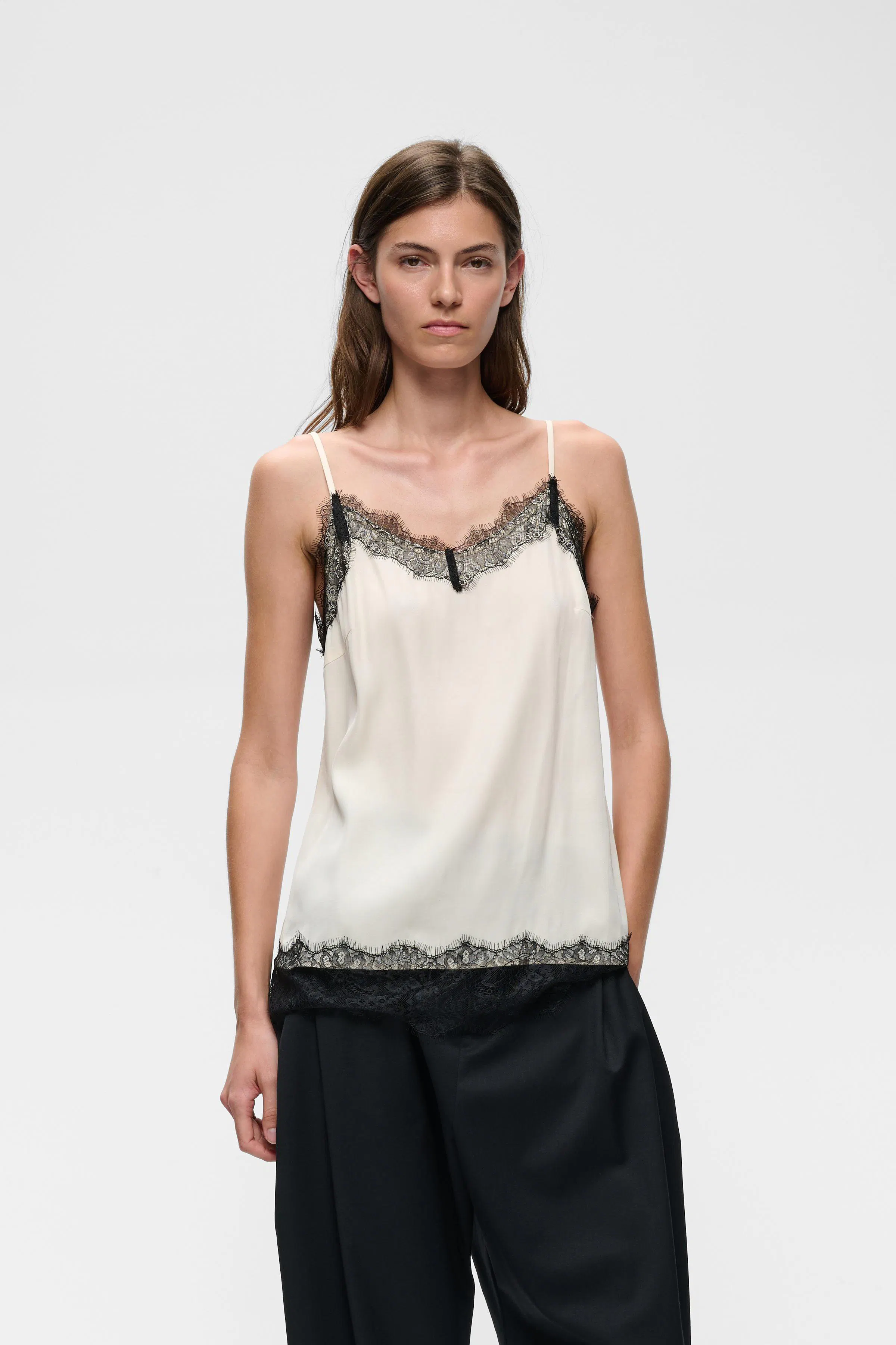 MAPPLEIW Blus LOOKBOOK FRONT 30112835-110907