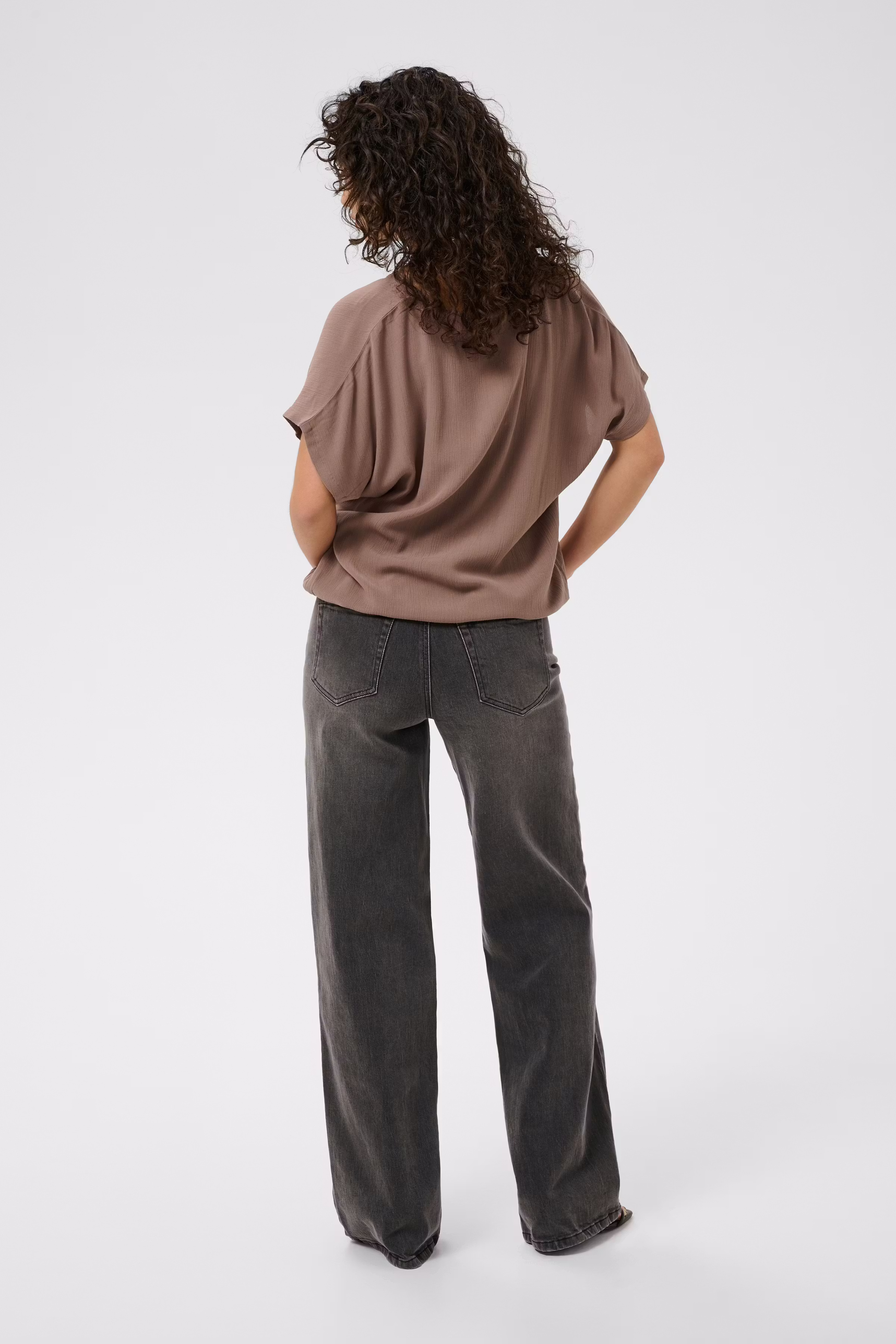 KAamber Bluse LOOKBOOK BACK 10512514-181312