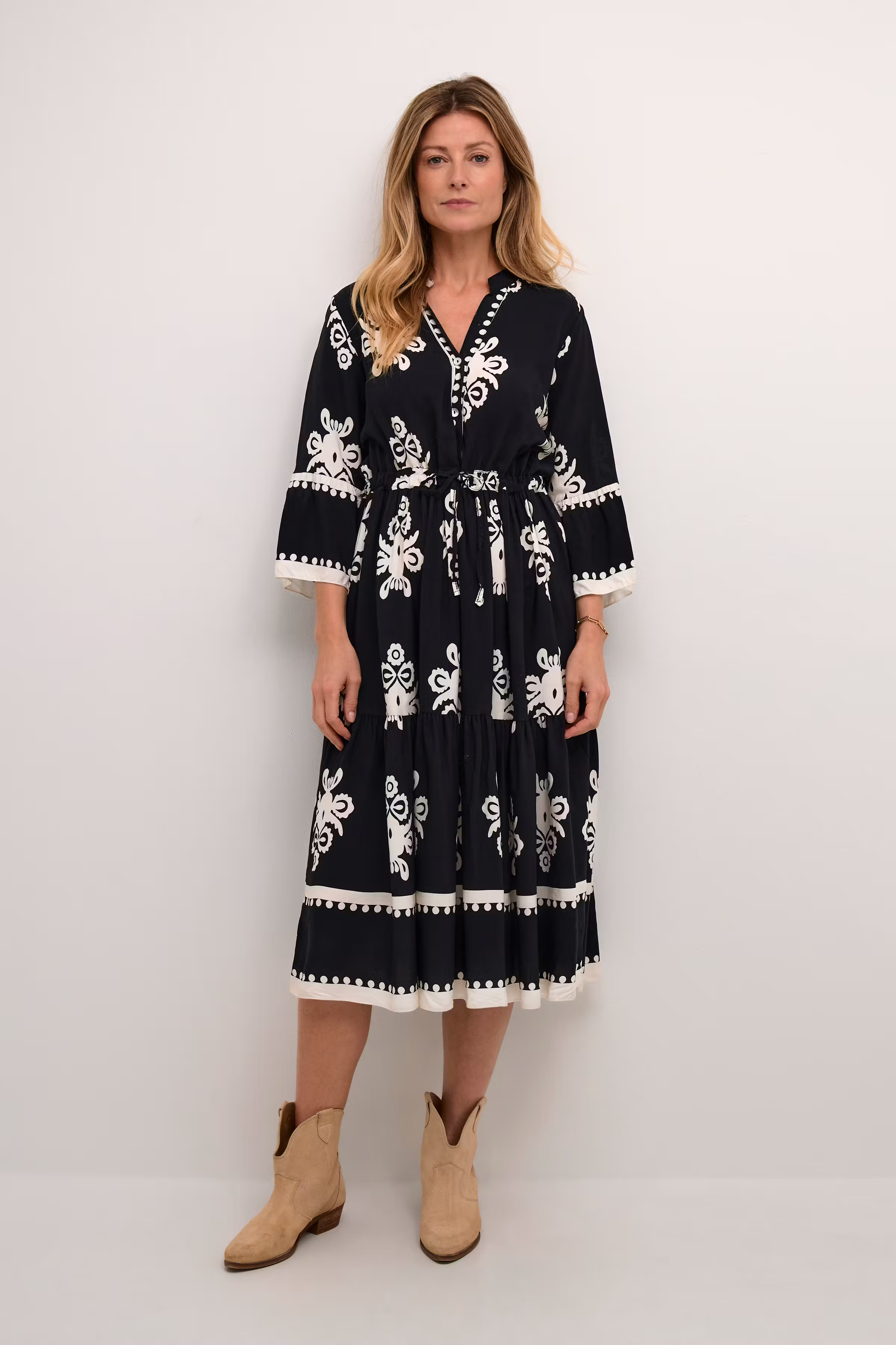 CRKoren Dress LOOKBOOK FRONT 10613123-106785