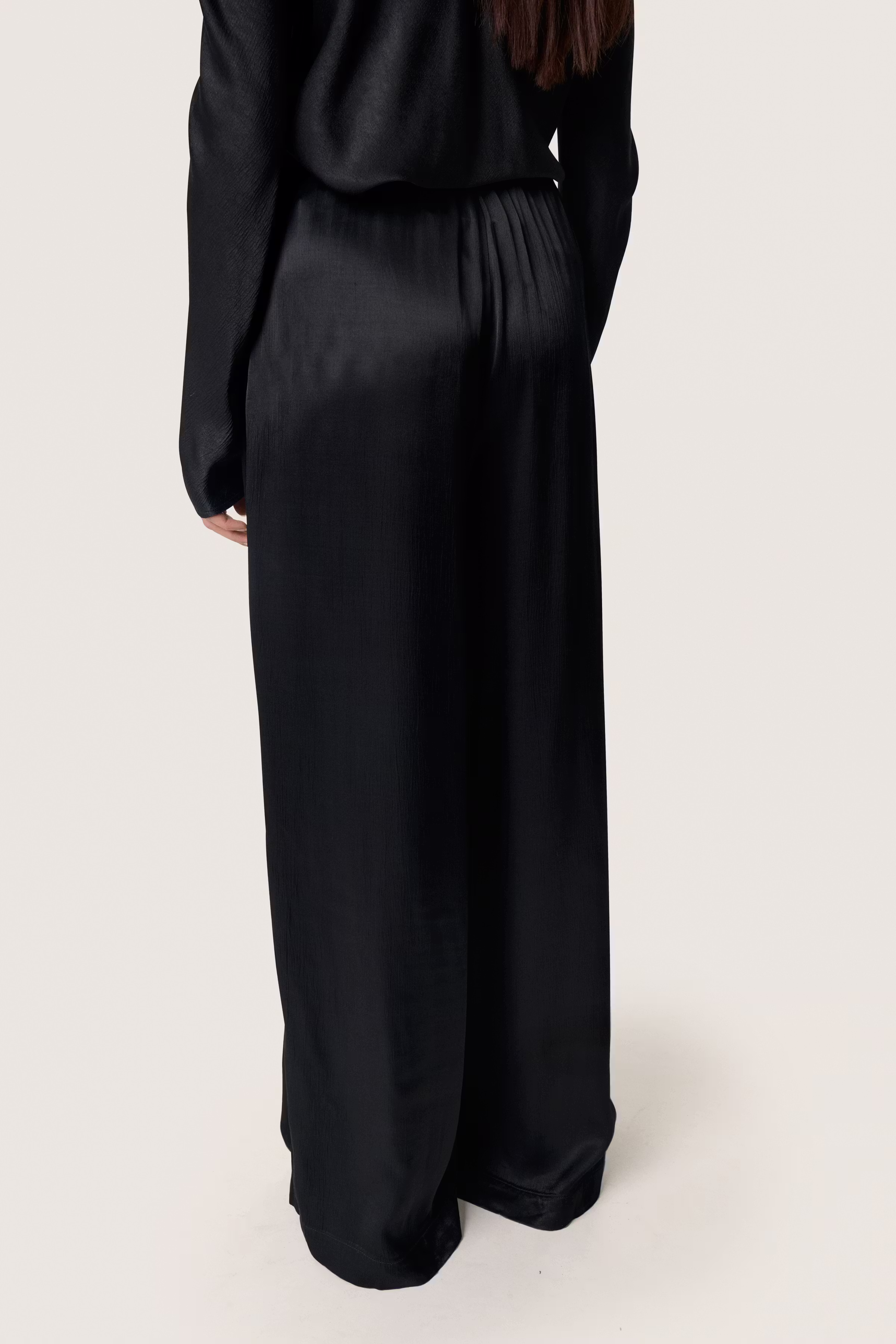 SLRiyan Byxor LOOKBOOK BACK 30408635-194008