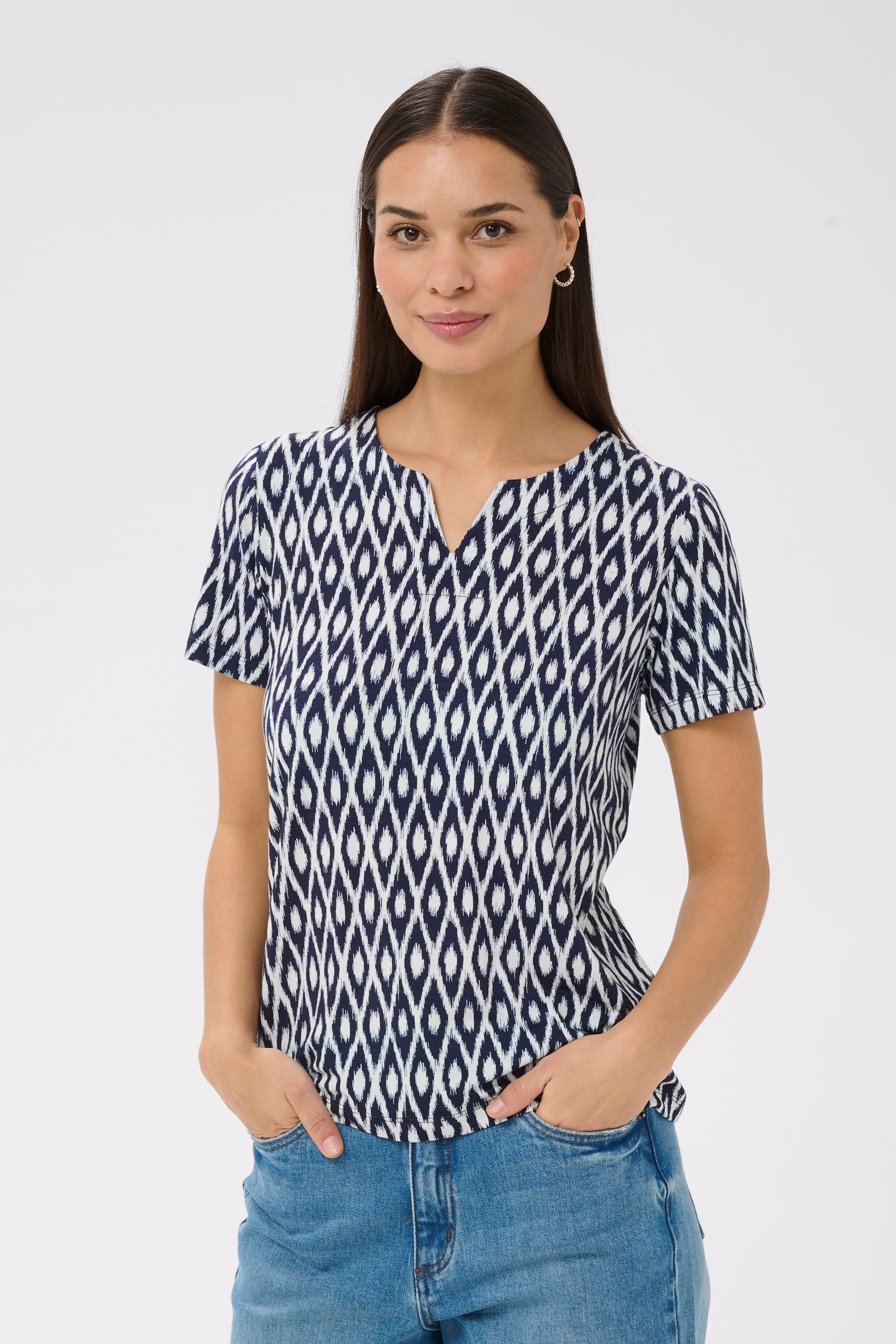 KAbella Bluse LOOKBOOK FRONT 10508467-109245