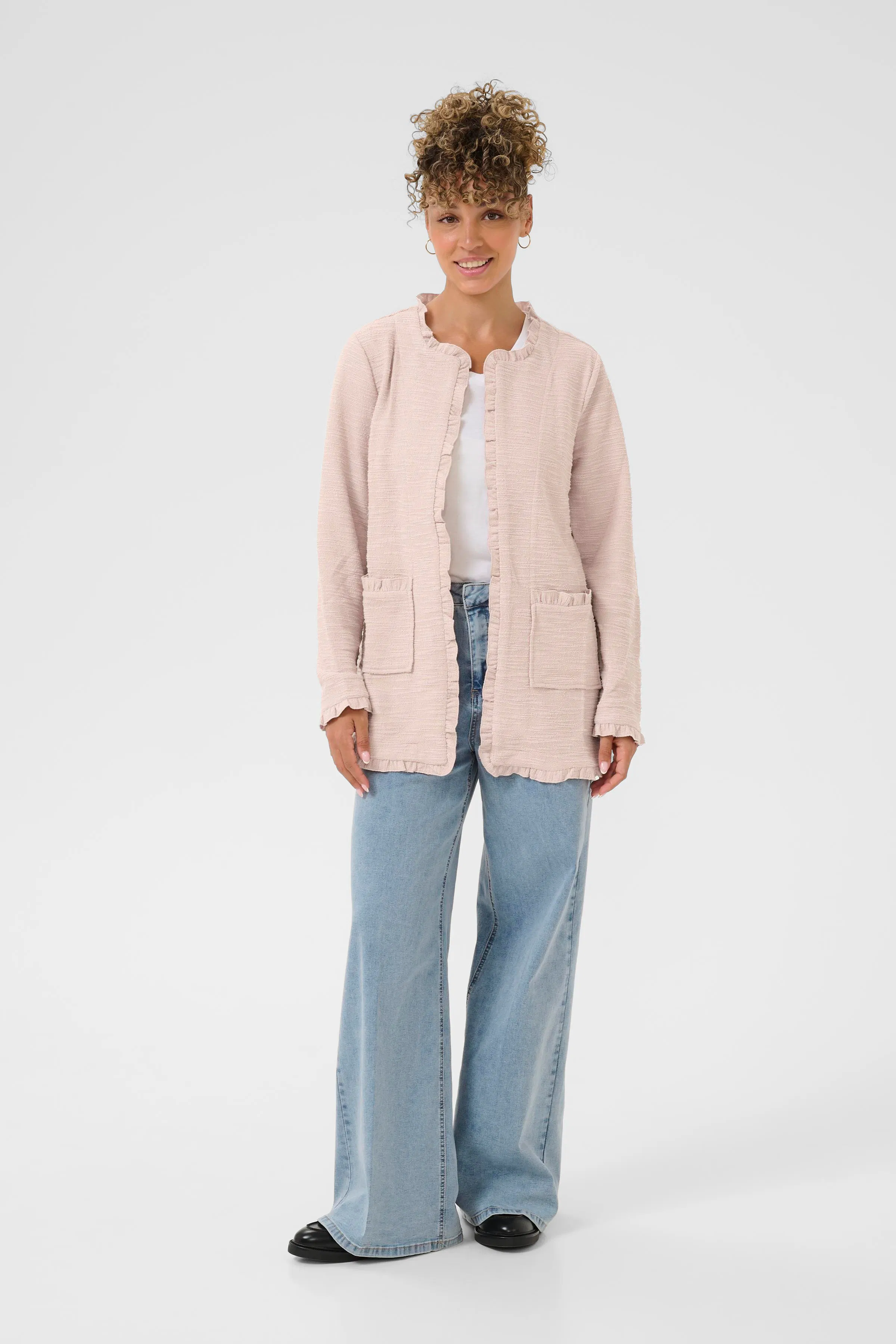 CRMellie Cardigan LOOKBOOK FRONT 10613060-141307