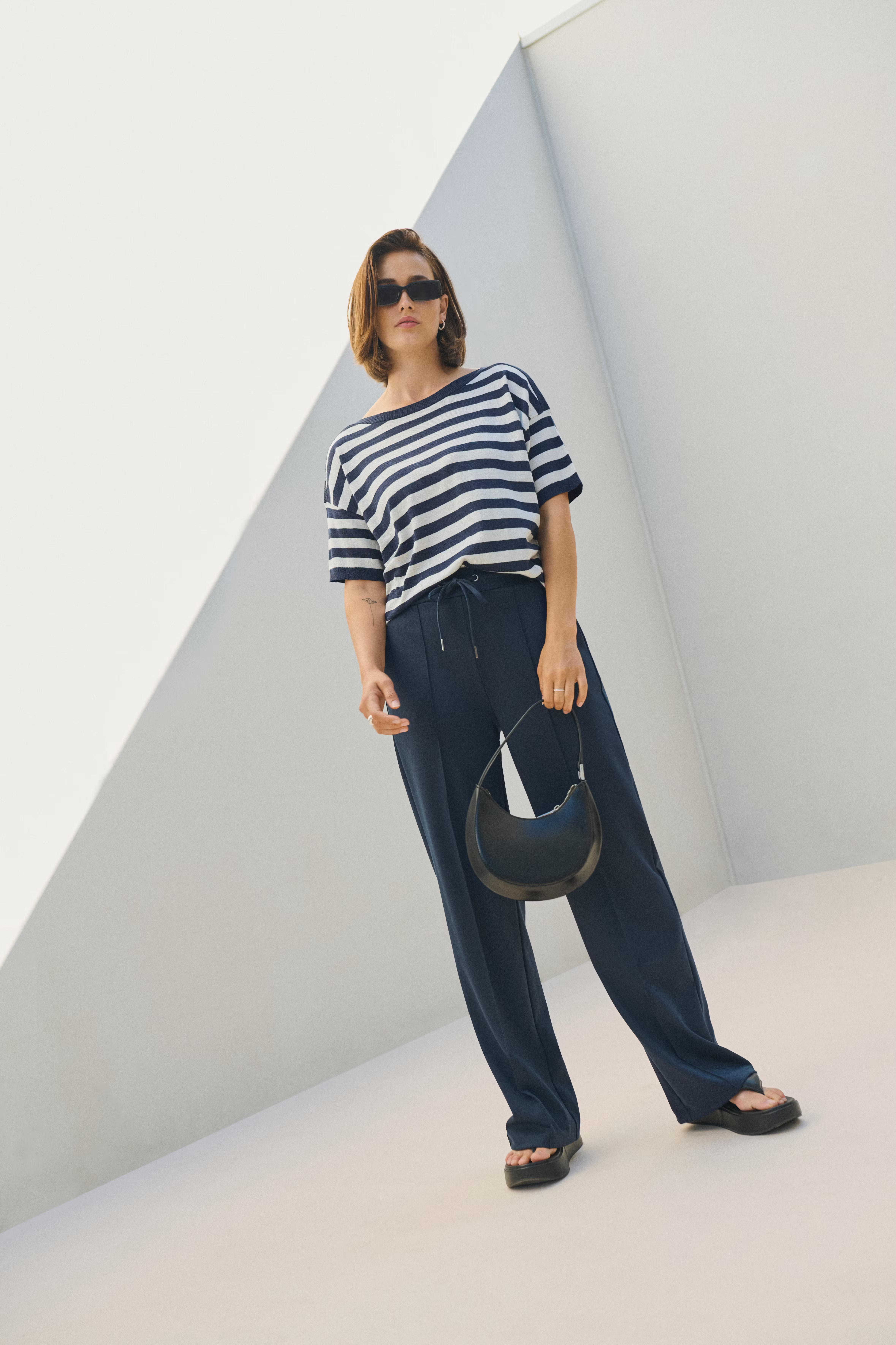 KAjenny Straight Hose LOCATION NONE 10508621-194020