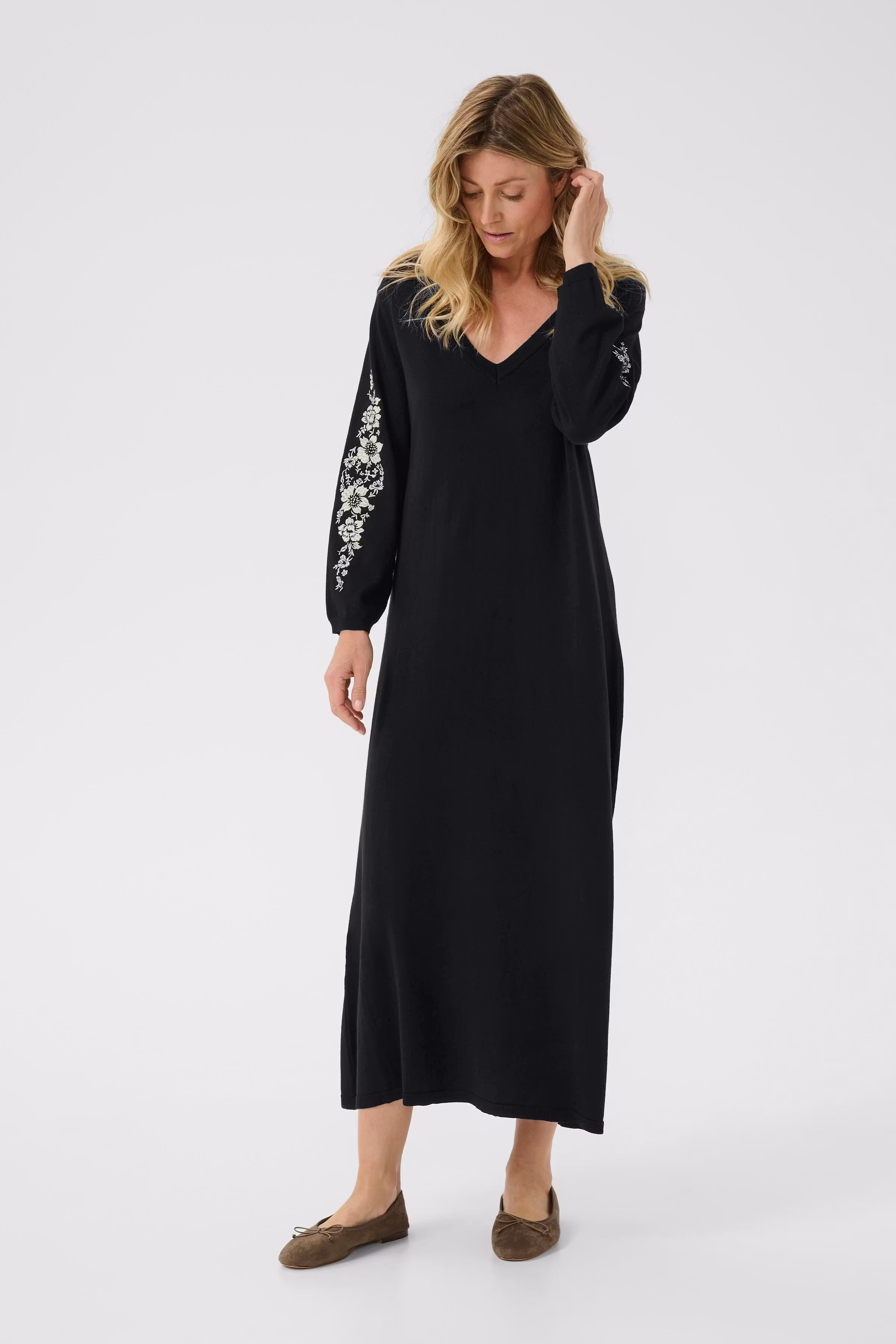 CRVillea Jurk LOOKBOOK FRONT 10614349-100120