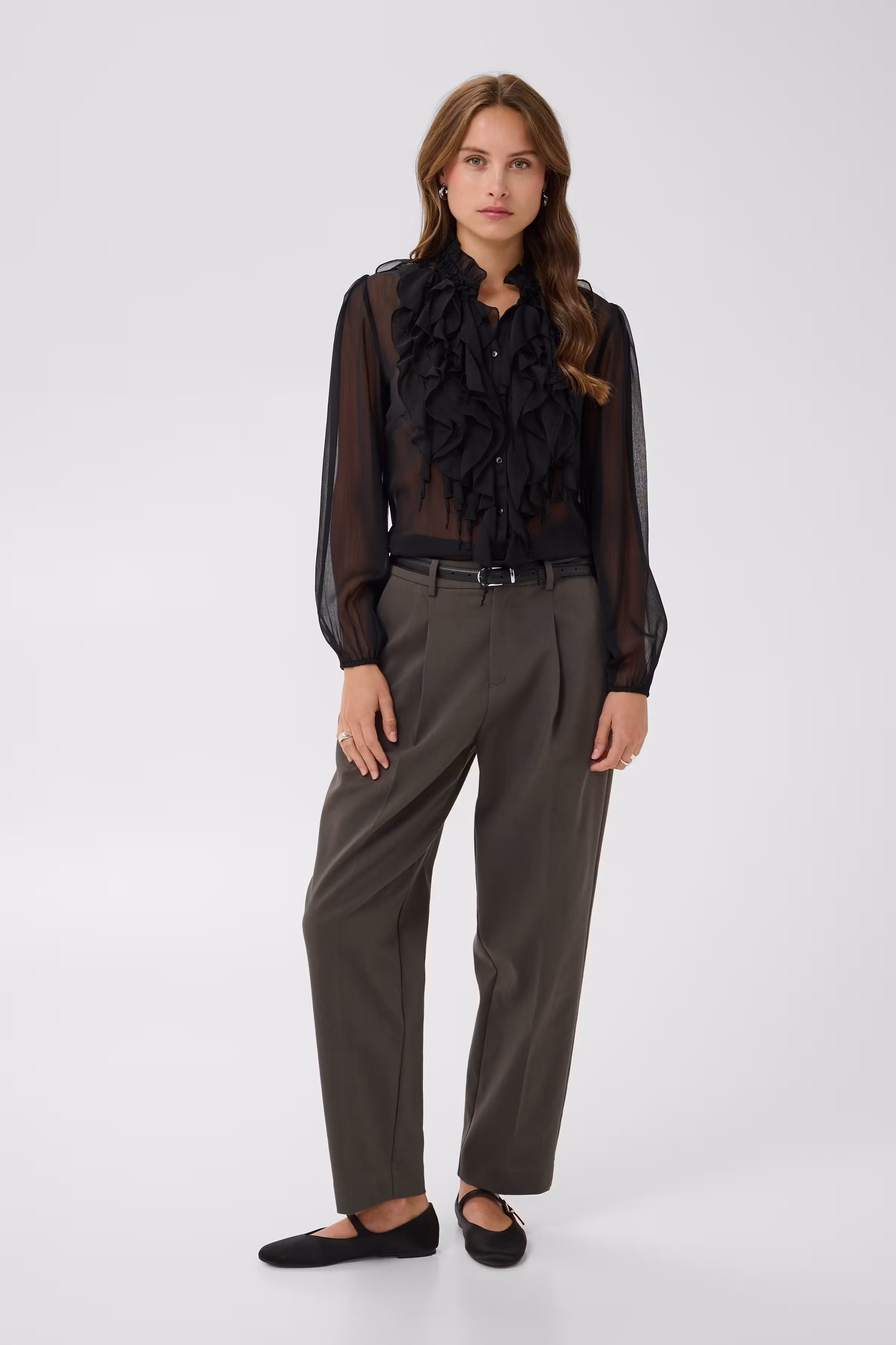 LiljaSZ Hemd LOOKBOOK FRONT 30512627-193911