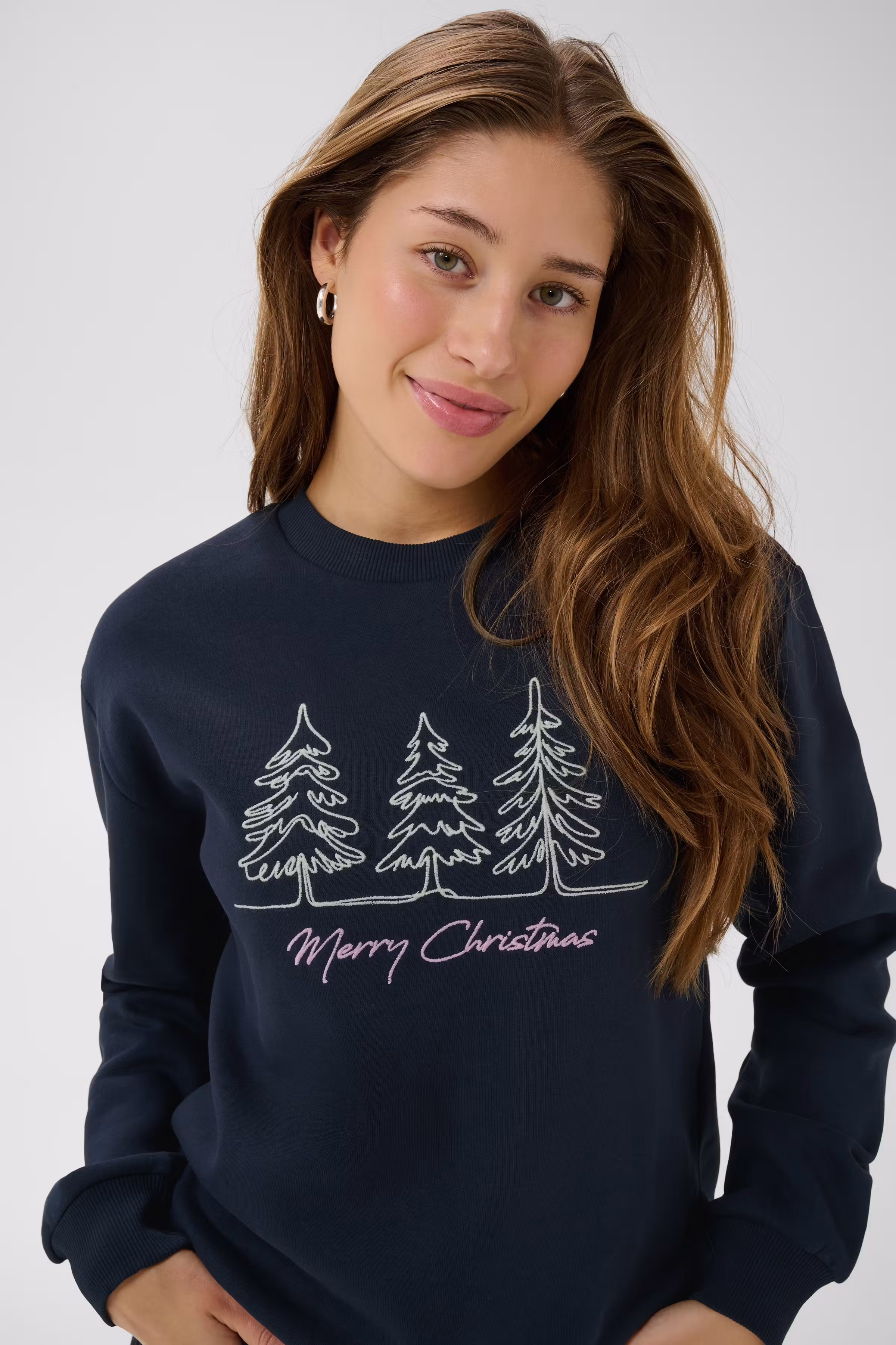 KAruth Sweatshirt LOOKBOOK DETAIL 10513265-194020