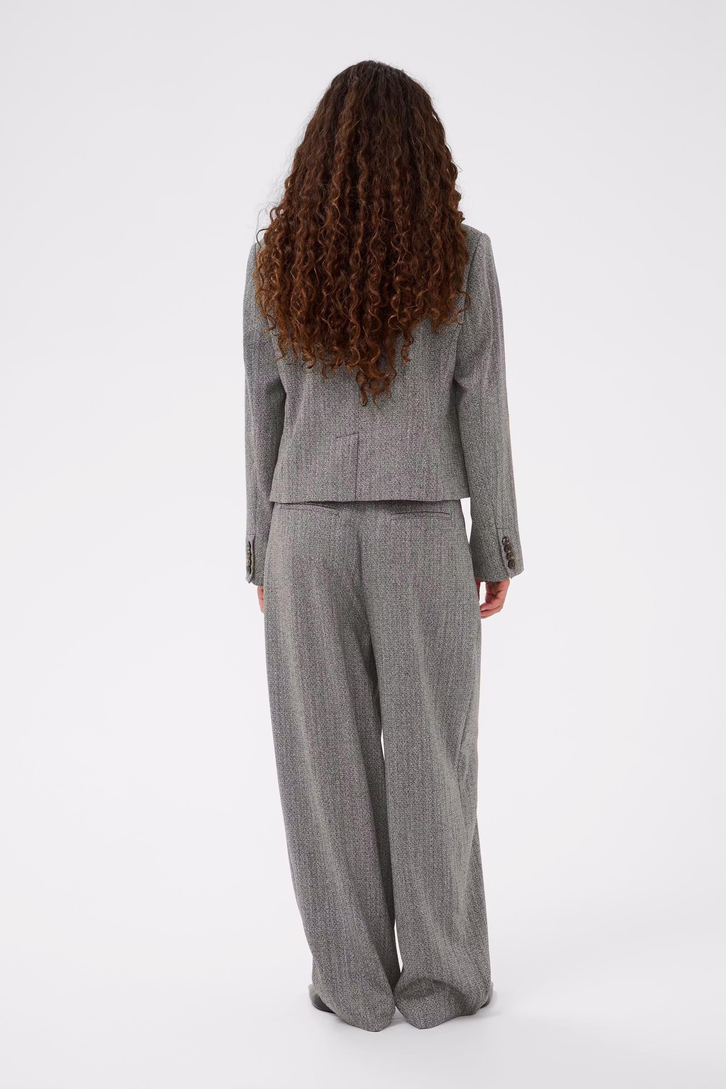 SLNanine Blazer LOOKBOOK BACK 30408933-304513