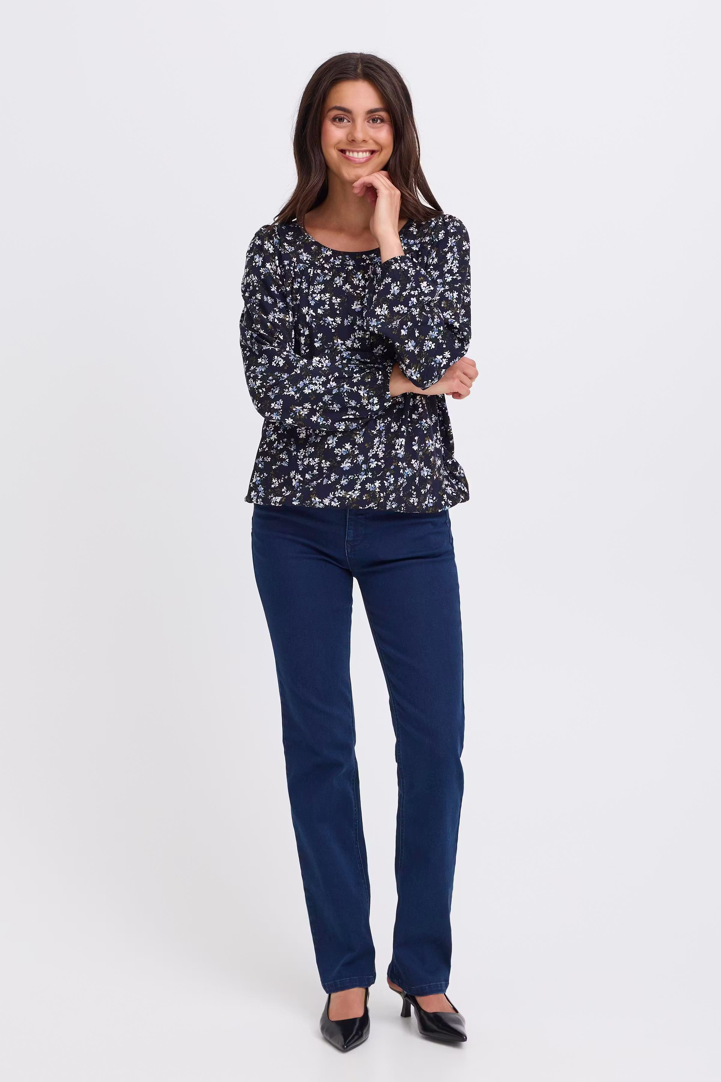 FRKIKI Bluse LOOKBOOK FRONT 20617101-900001886