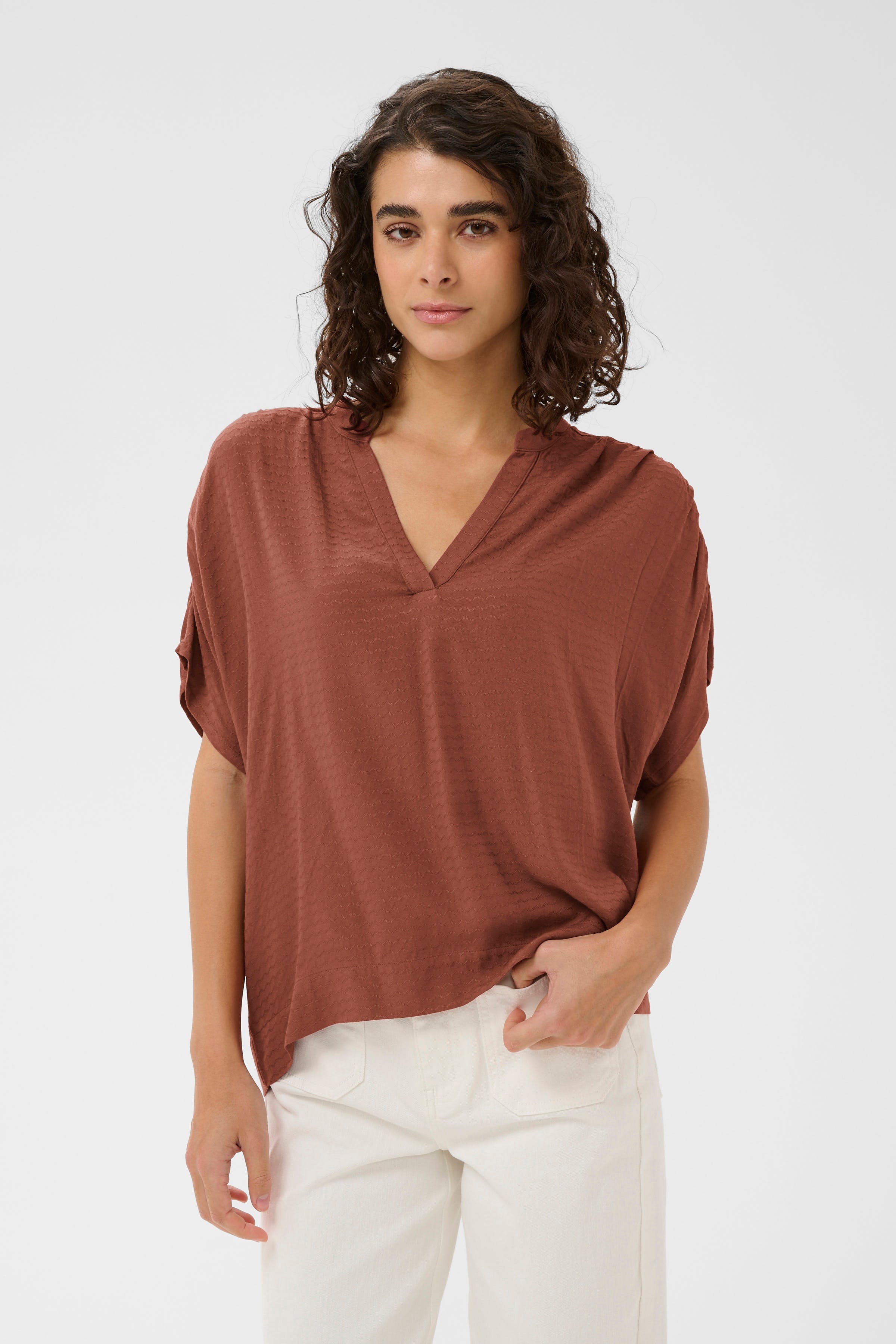 KAgina Bluse LOOKBOOK FRONT 10511593-191334