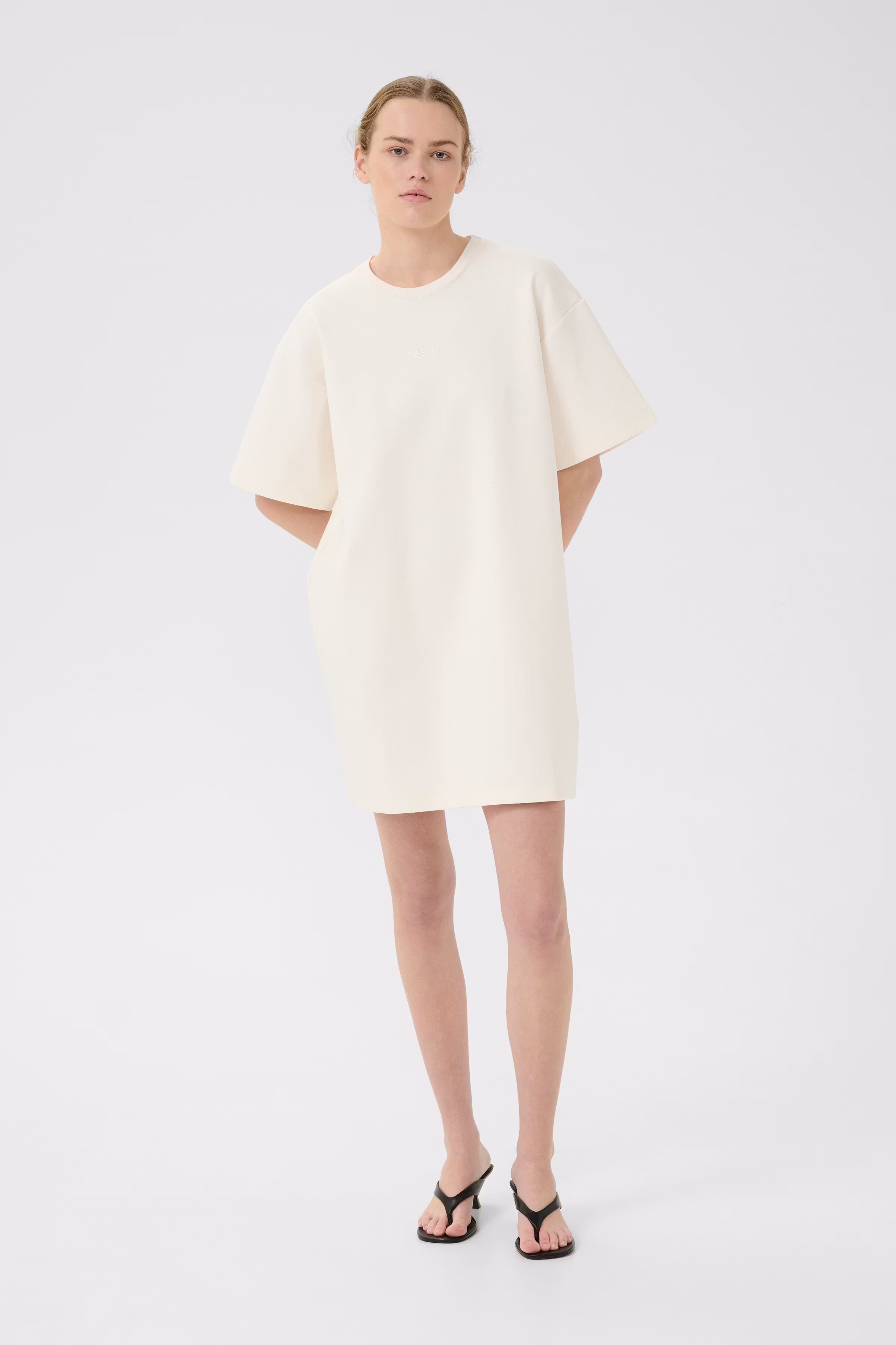 GZimina Dress LOOKBOOK FRONT 10910519-130905