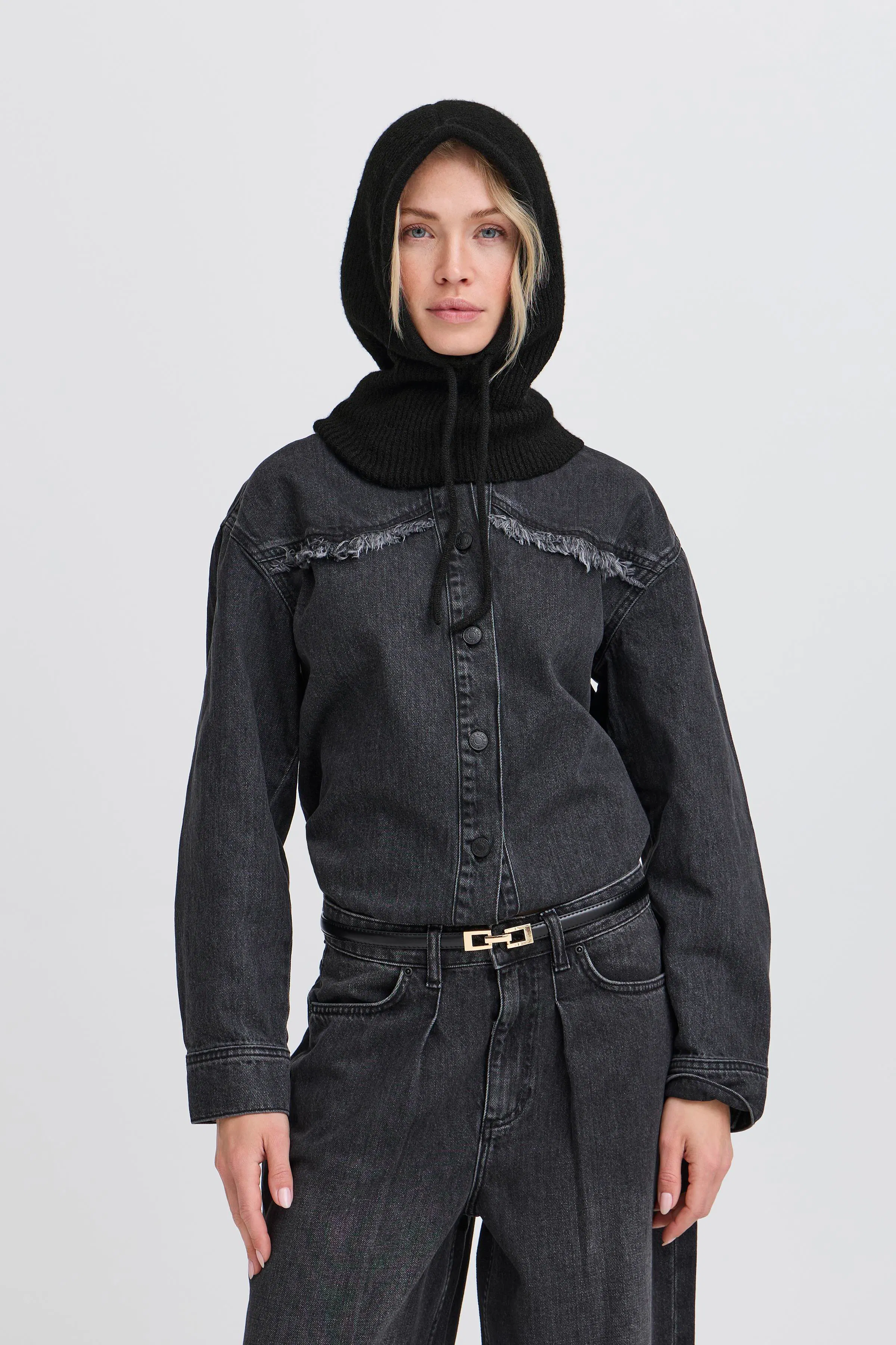 BYVELHA Hatt LOOKBOOK FRONT 20818025-194008