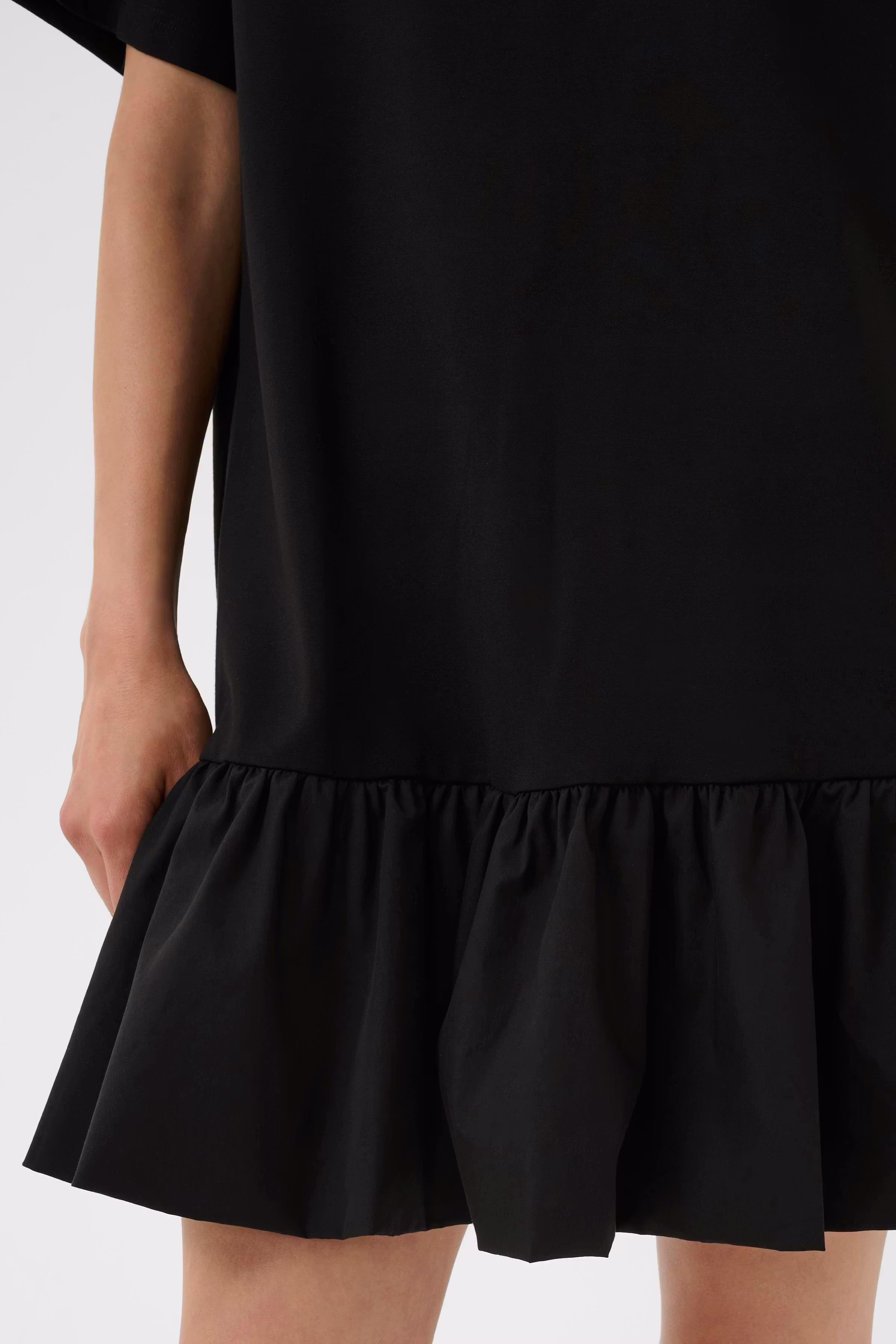 GZerin Kjole LOOKBOOK DETAIL 10911181-100017