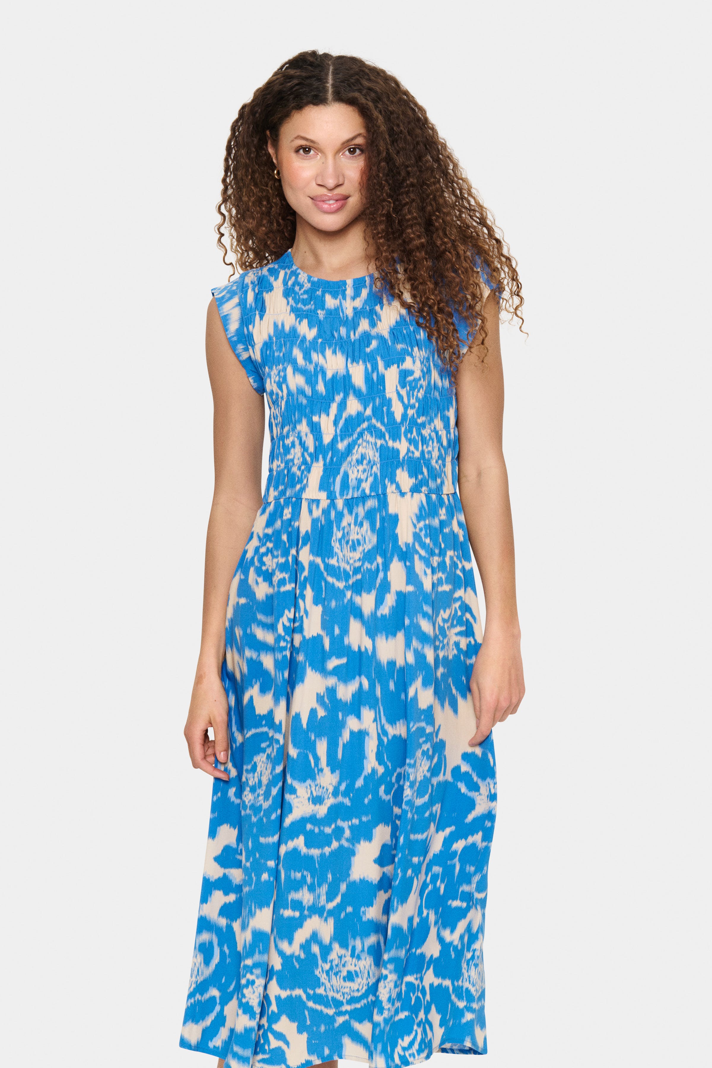 GislaSZ Dress LOOKBOOK FRONT 30512477-303757