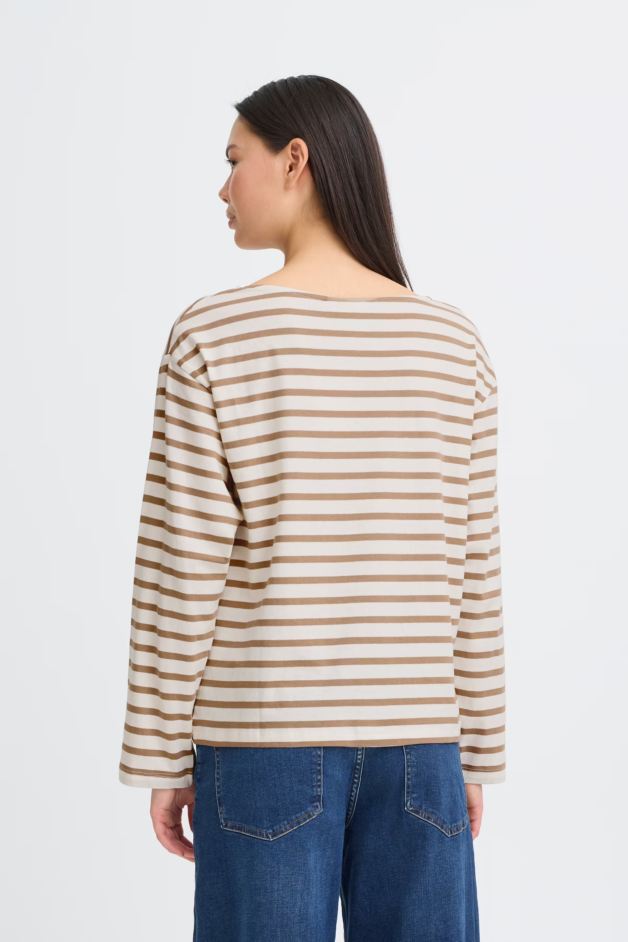 IHMIRA T-shirt LOOKBOOK BACK 20125011-900003456