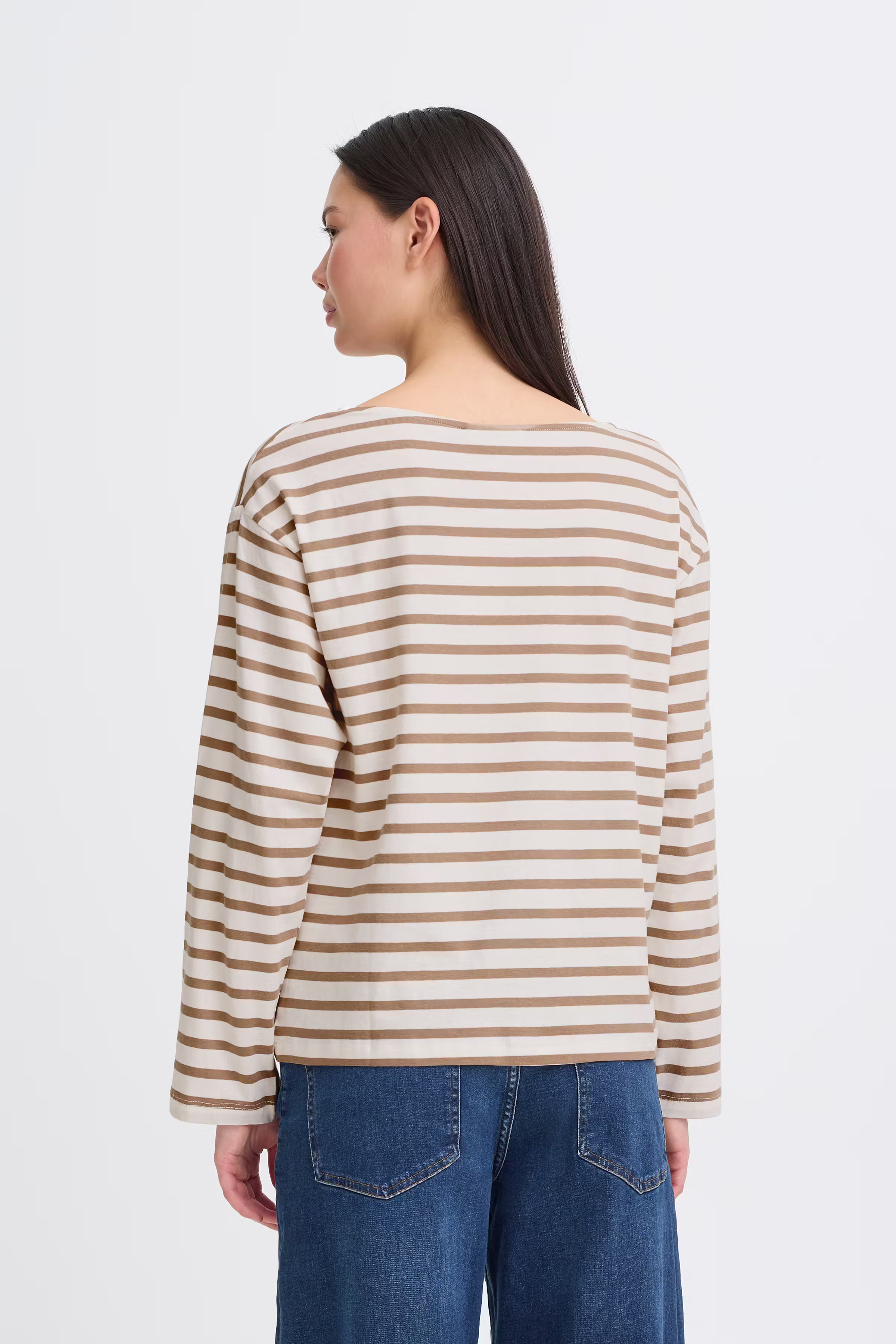 IHMIRA T-shirt LOOKBOOK BACK 20125011-900003456