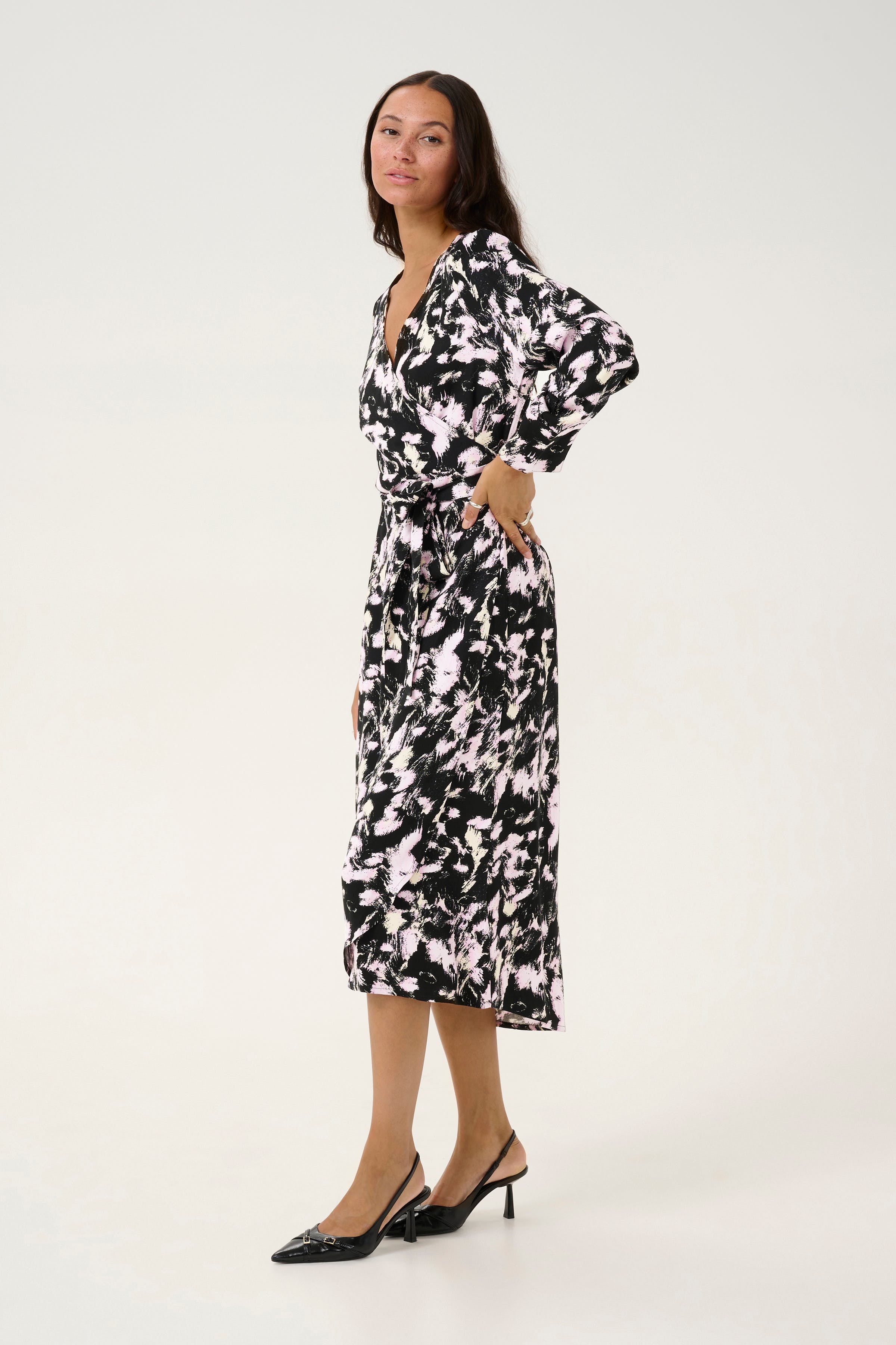 KAlura Klänning LOOKBOOK FRONT 10509434-106823