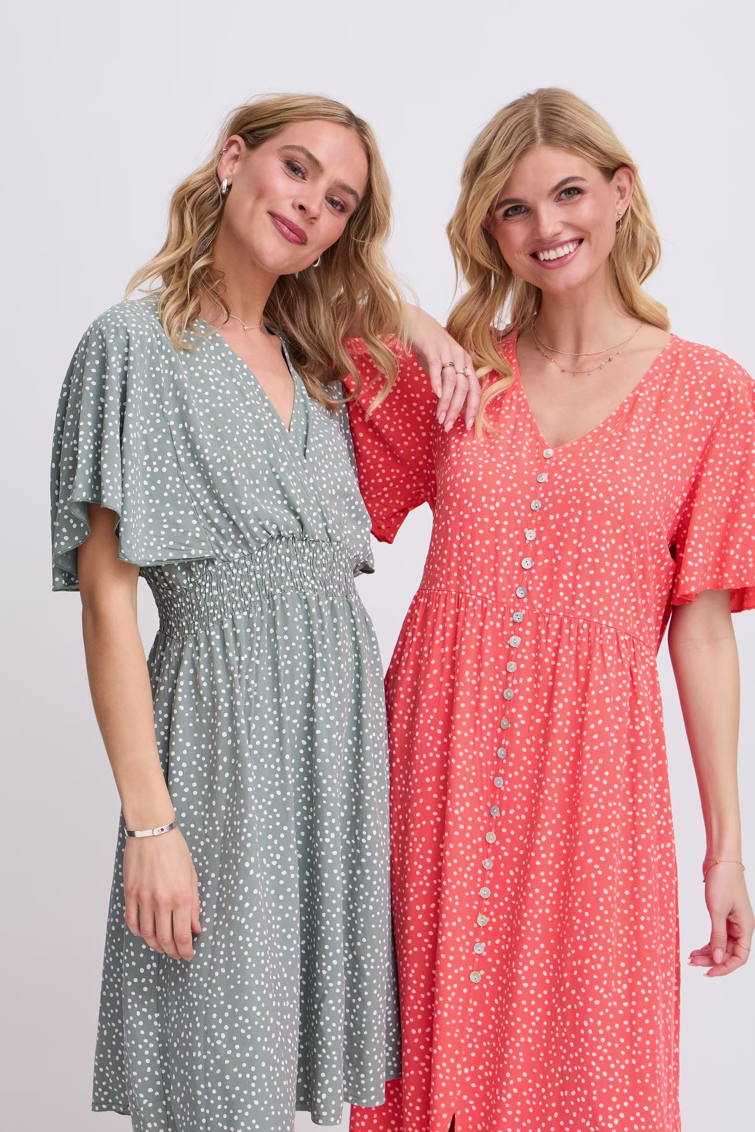 SBGOA Kjole LOOKBOOK DETAIL 22101025-181762