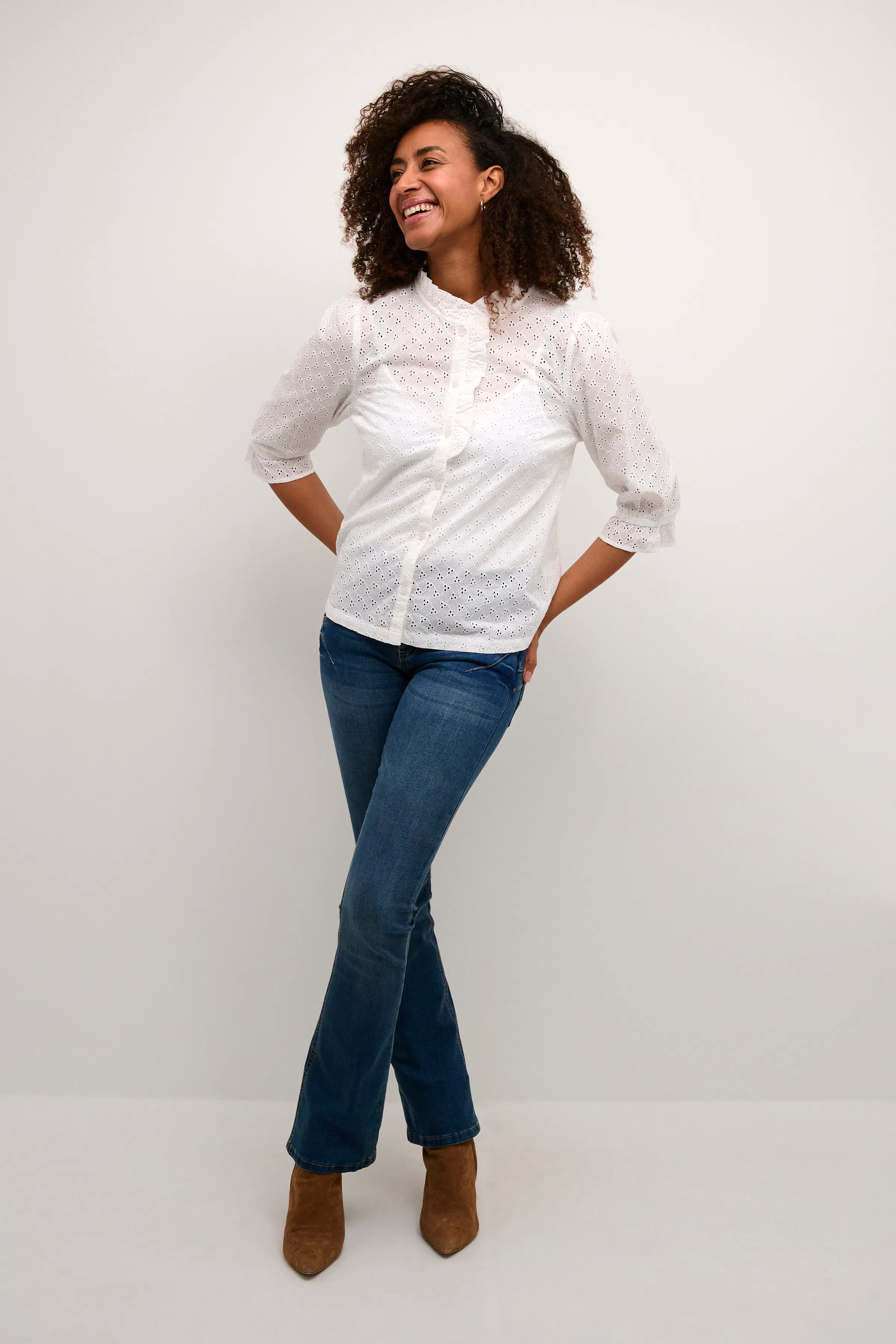 CRSuri Shirt LOOKBOOK FRONT 10613022-110602