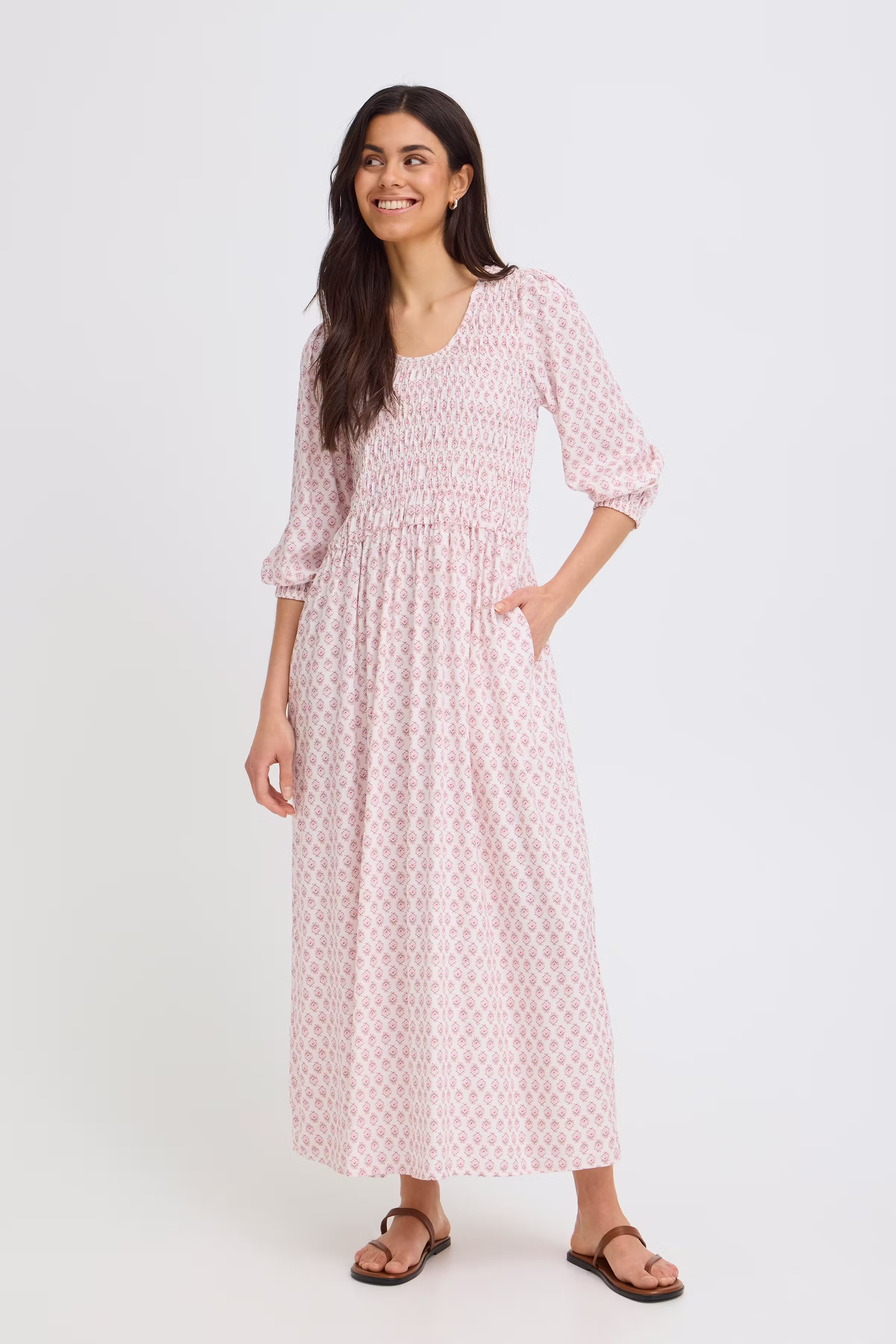 FRLAYA Kjole LOOKBOOK FRONT 20617540-900009529