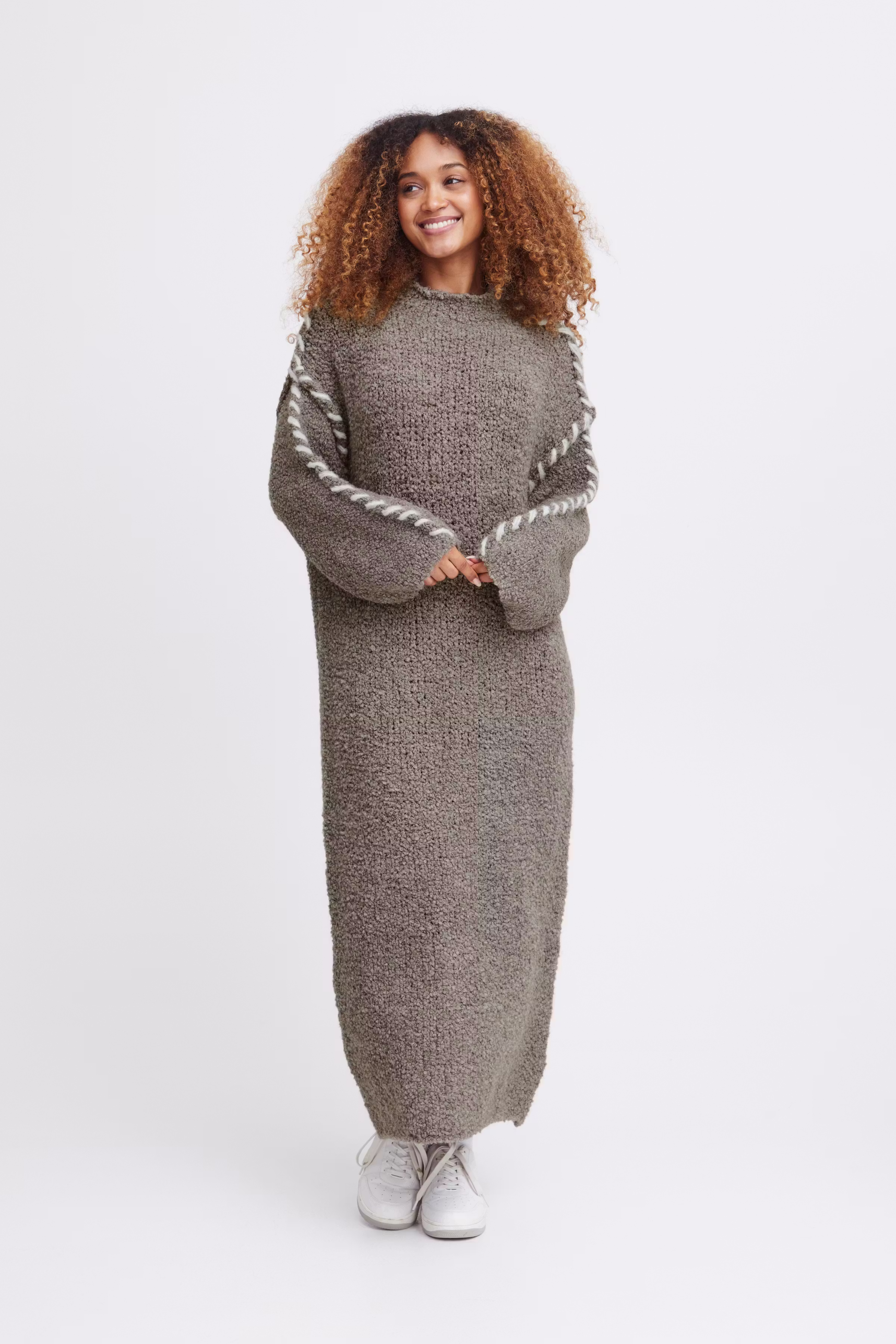 SBBINA Kjole LOOKBOOK FRONT 22100447-171311